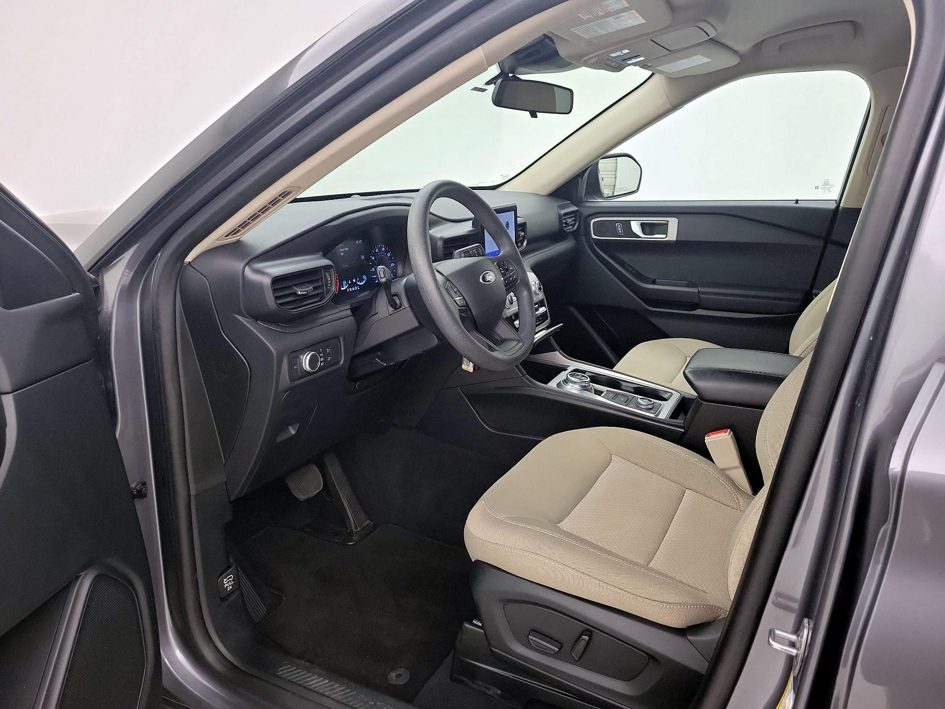 Thumbnail: 2021 Ford Explorer - 11