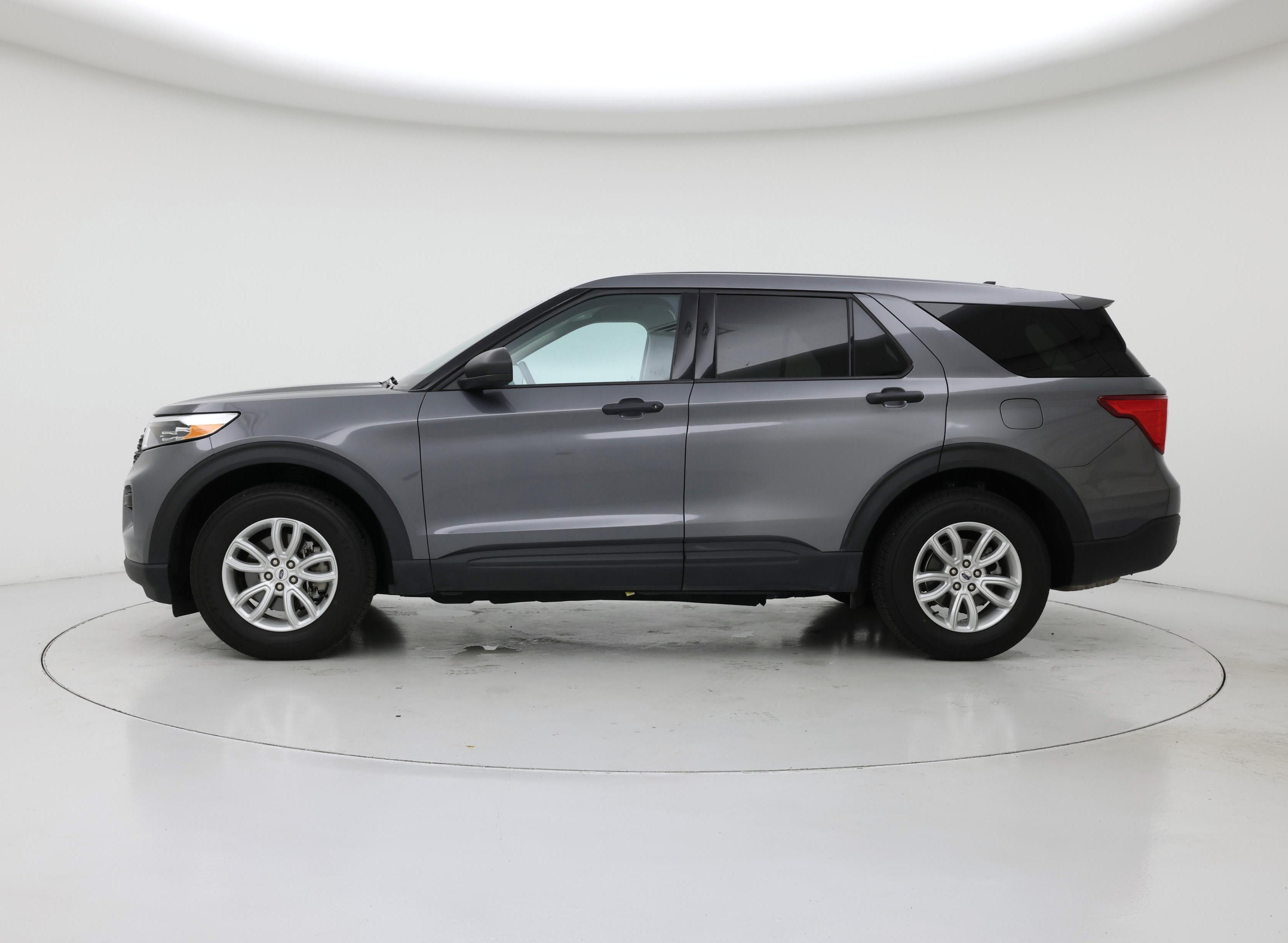 Thumbnail: 2021 Ford Explorer - 3