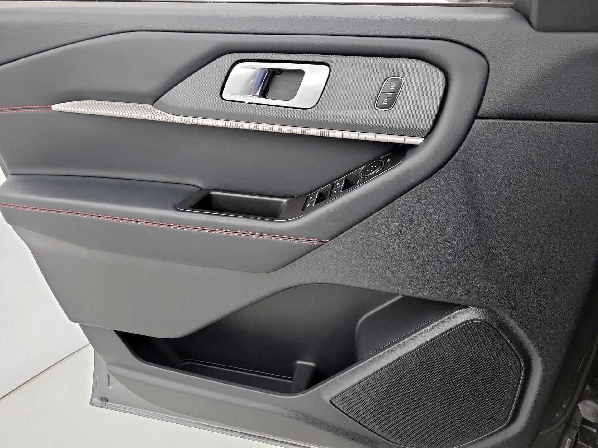 Thumbnail: 2025 Ford Explorer - 12