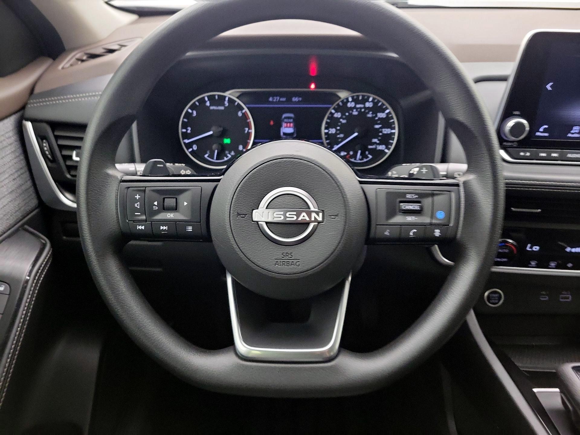 Thumbnail: 2023 Nissan Rogue - 10