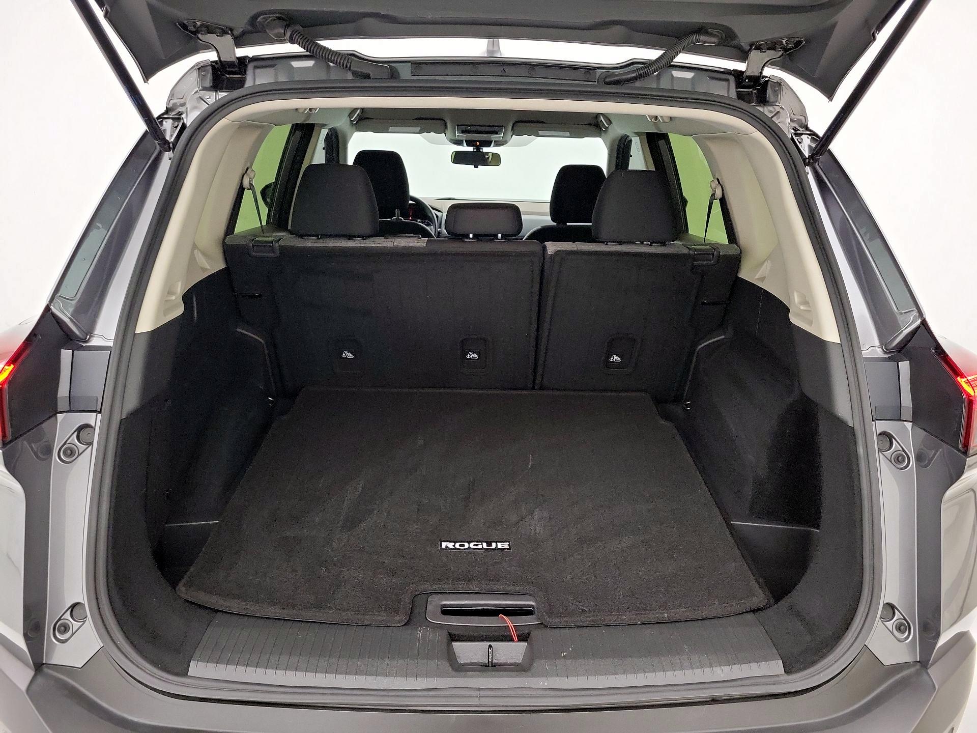 Thumbnail: 2023 Nissan Rogue - 20