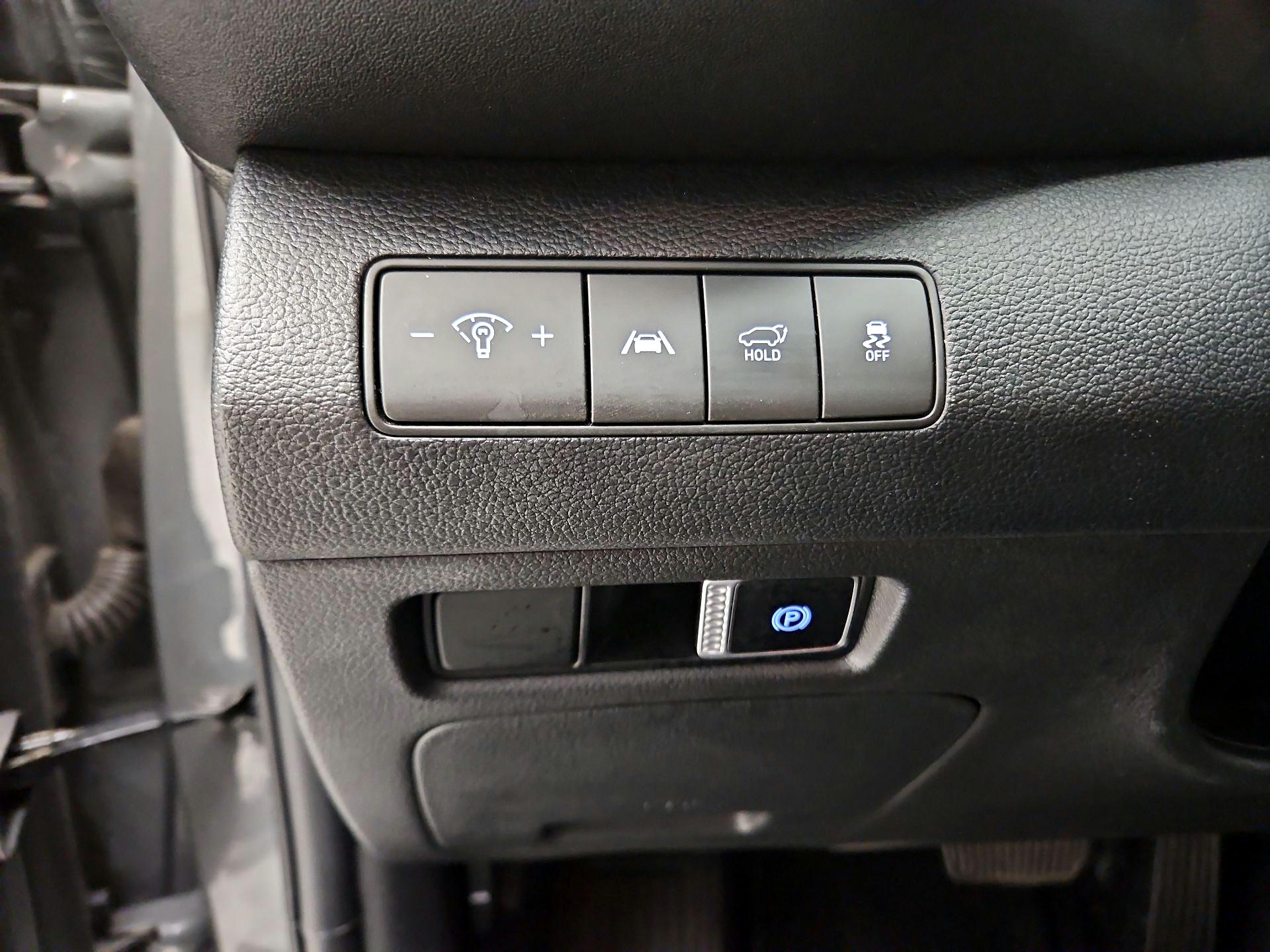 Thumbnail: 2023 Hyundai Santa Fe - 13