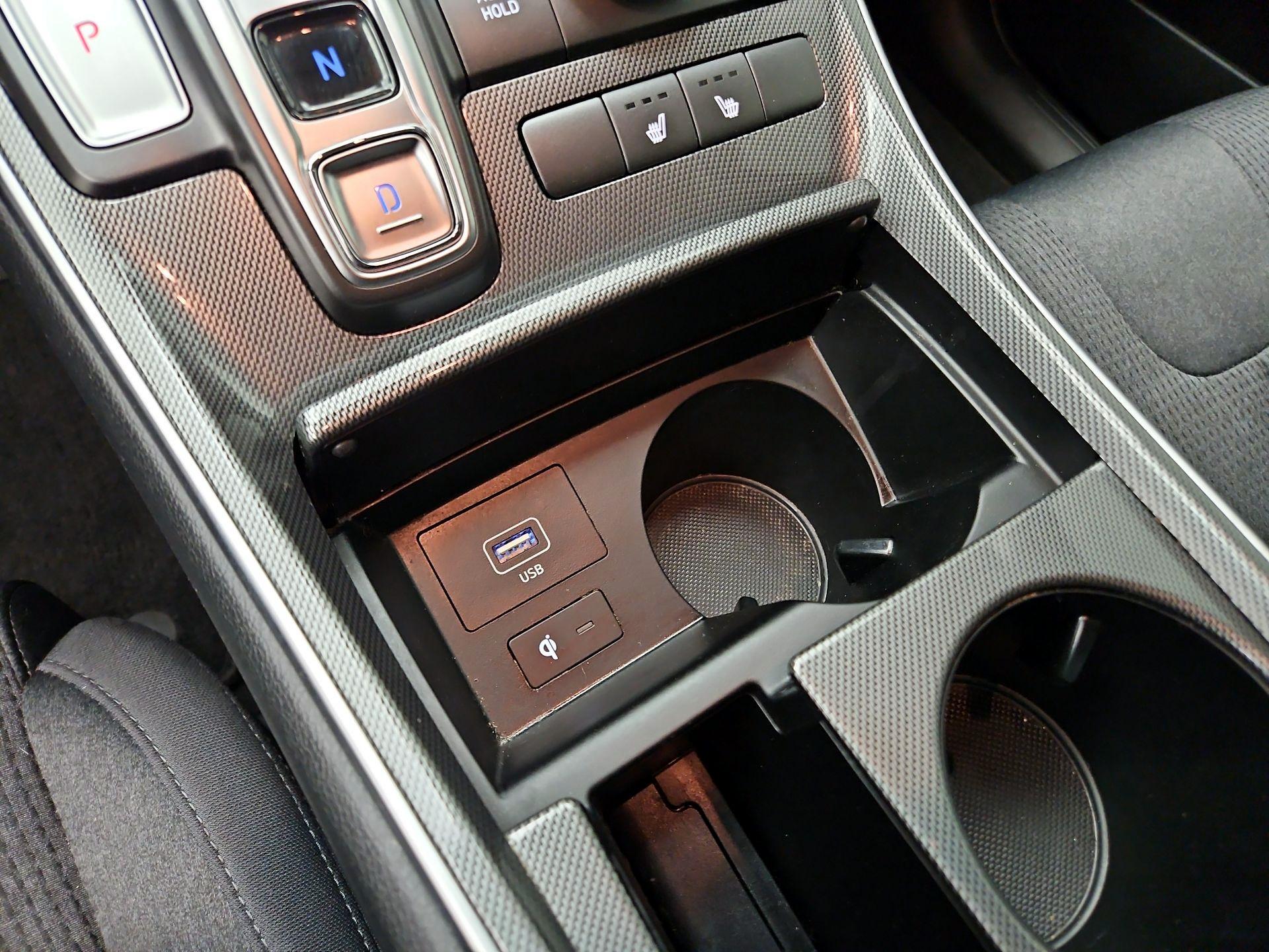 Thumbnail: 2023 Hyundai Santa Fe - 19