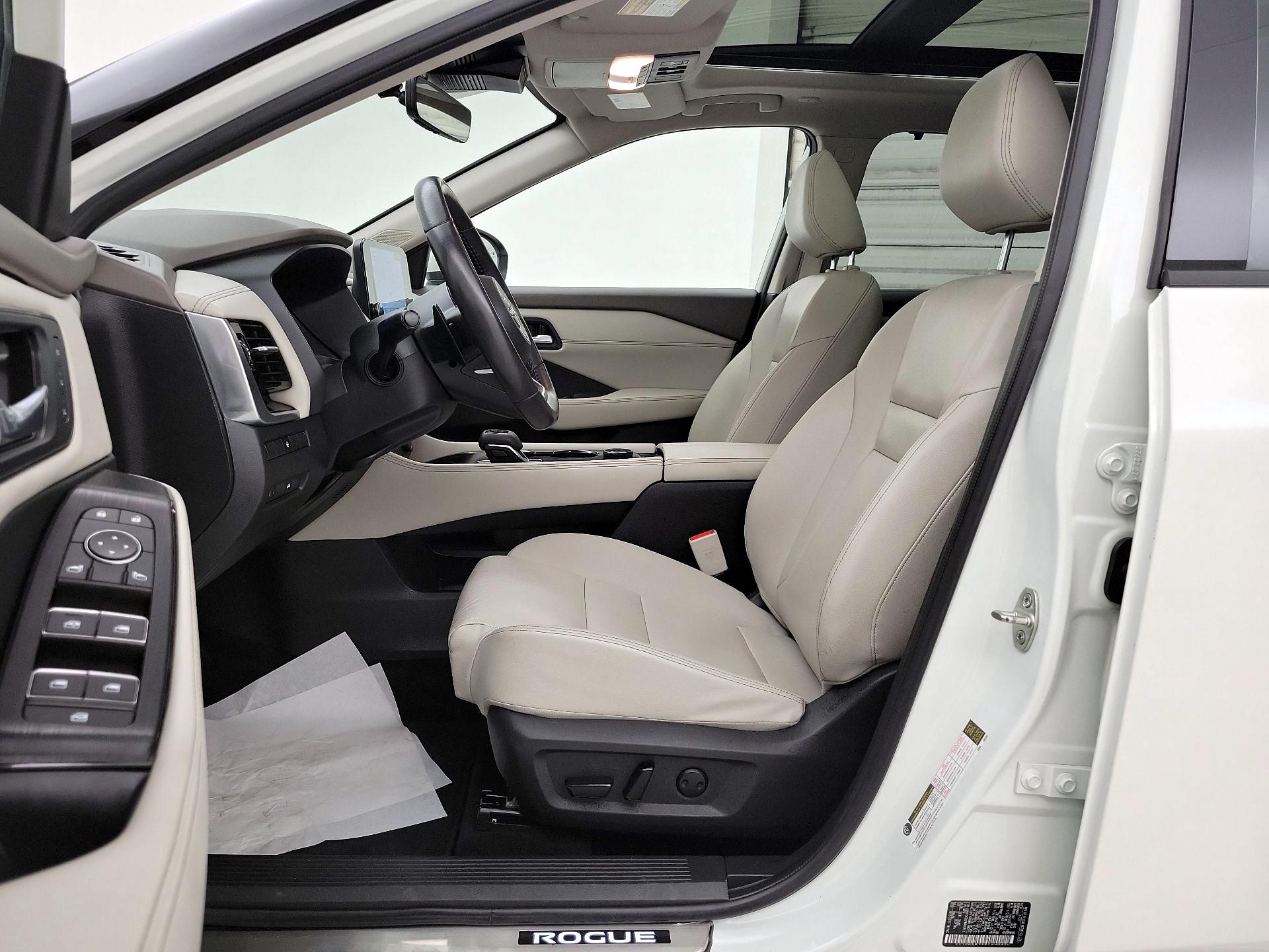 Thumbnail: 2023 Nissan Rogue - 11