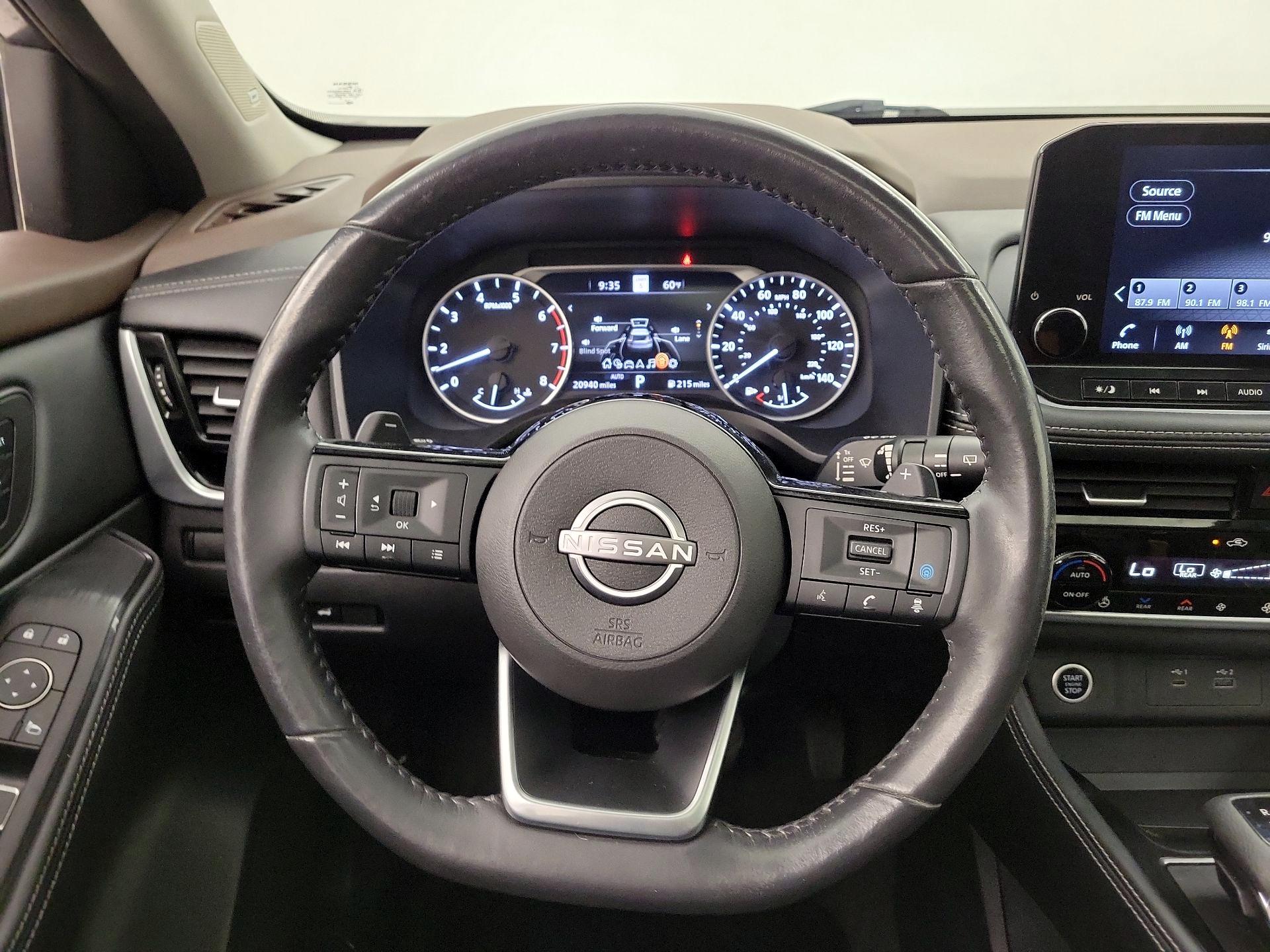 Thumbnail: 2022 Nissan Rogue - 10