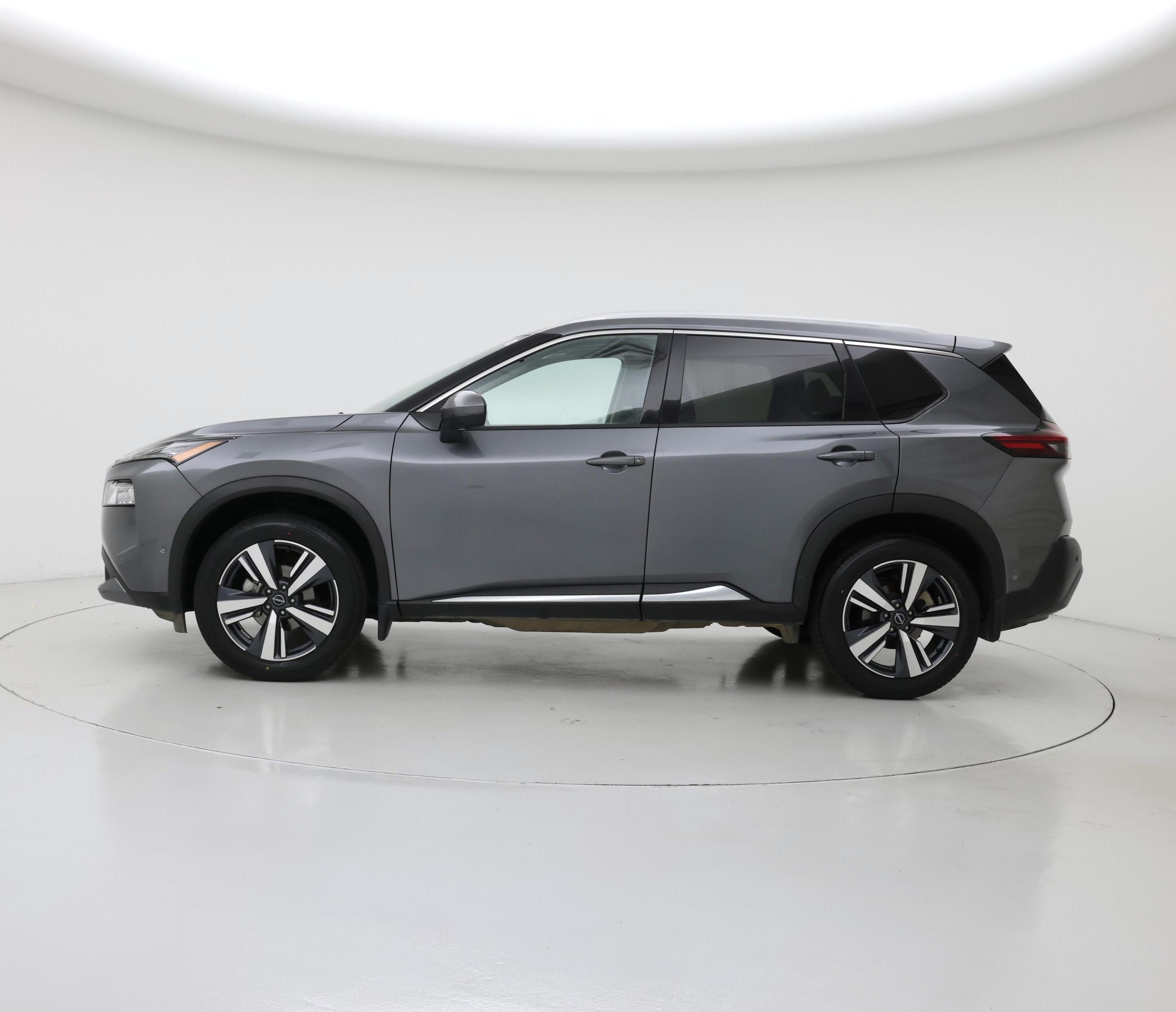 Thumbnail: 2022 Nissan Rogue - 3