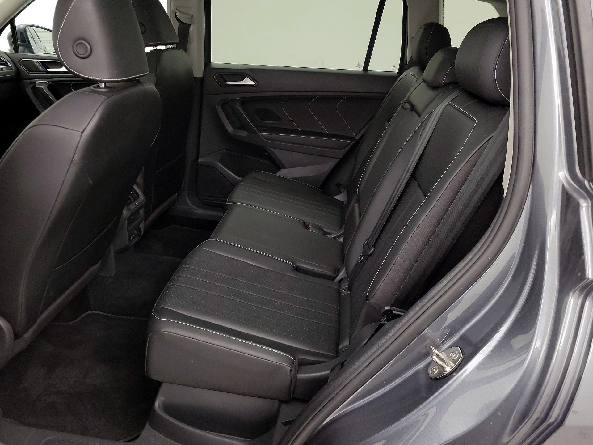 Thumbnail: 2023 Volkswagen Tiguan - 20