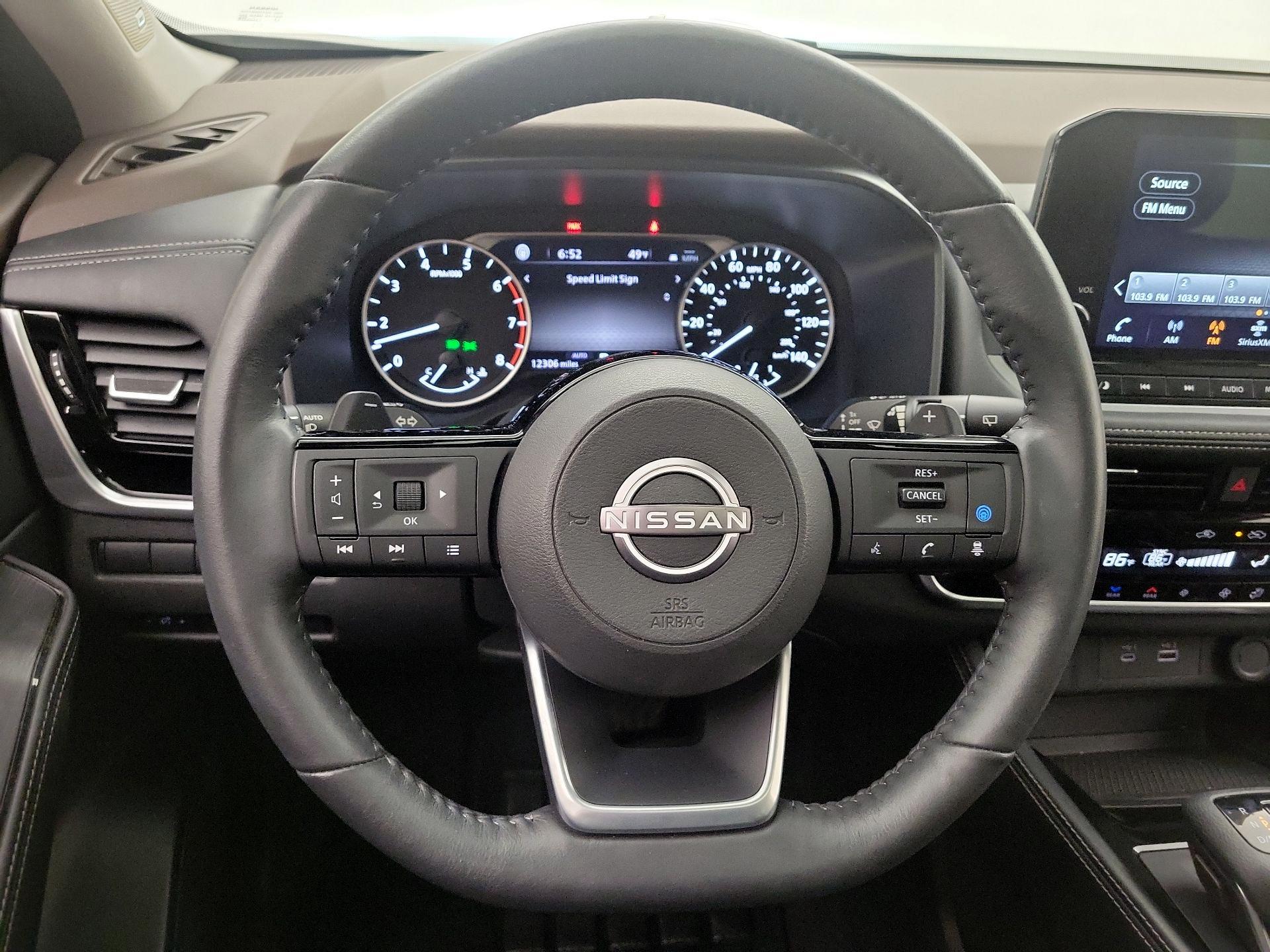 Thumbnail: 2023 Nissan Rogue - 10