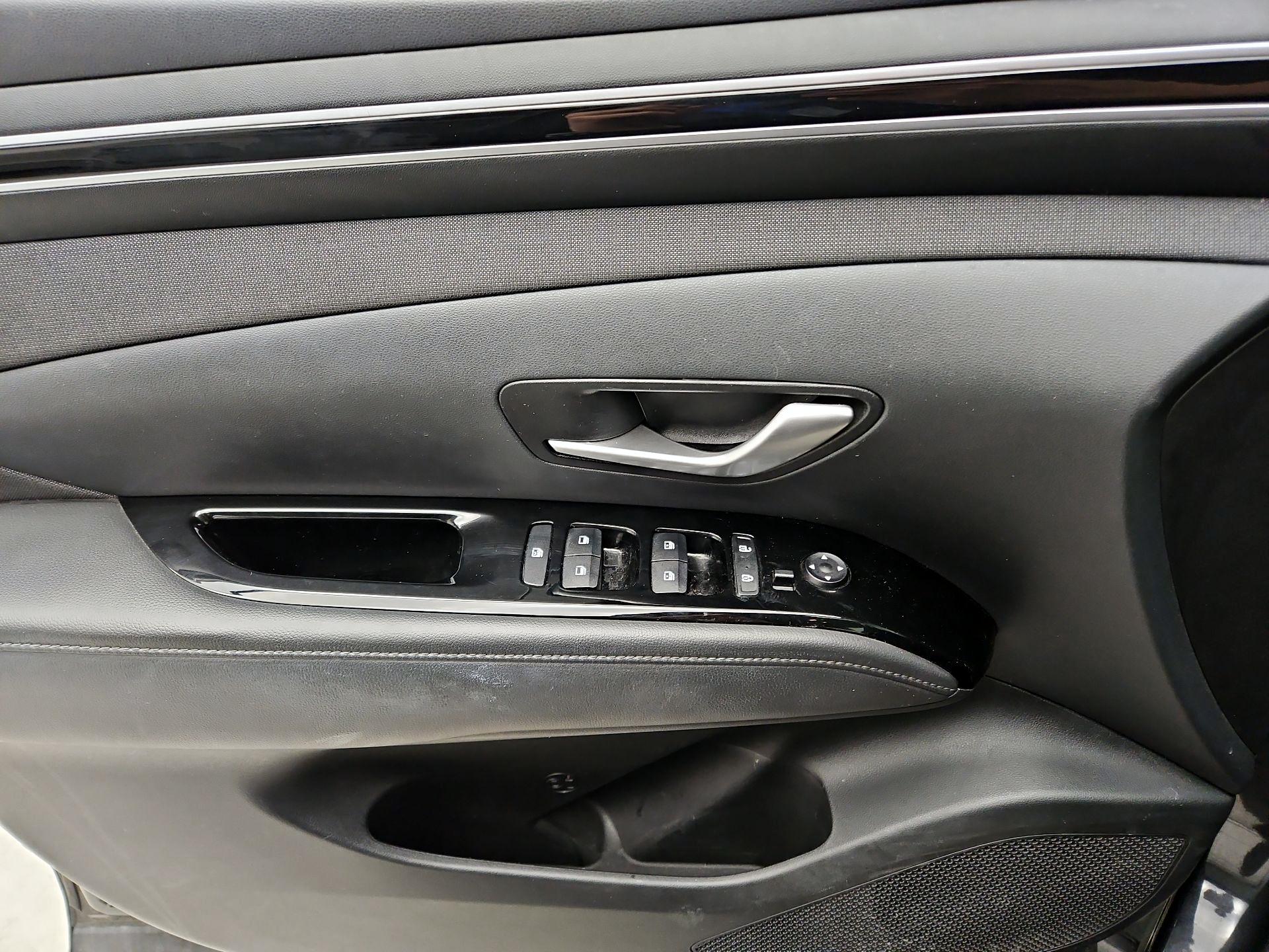 Thumbnail: 2023 Hyundai Tucson - 12