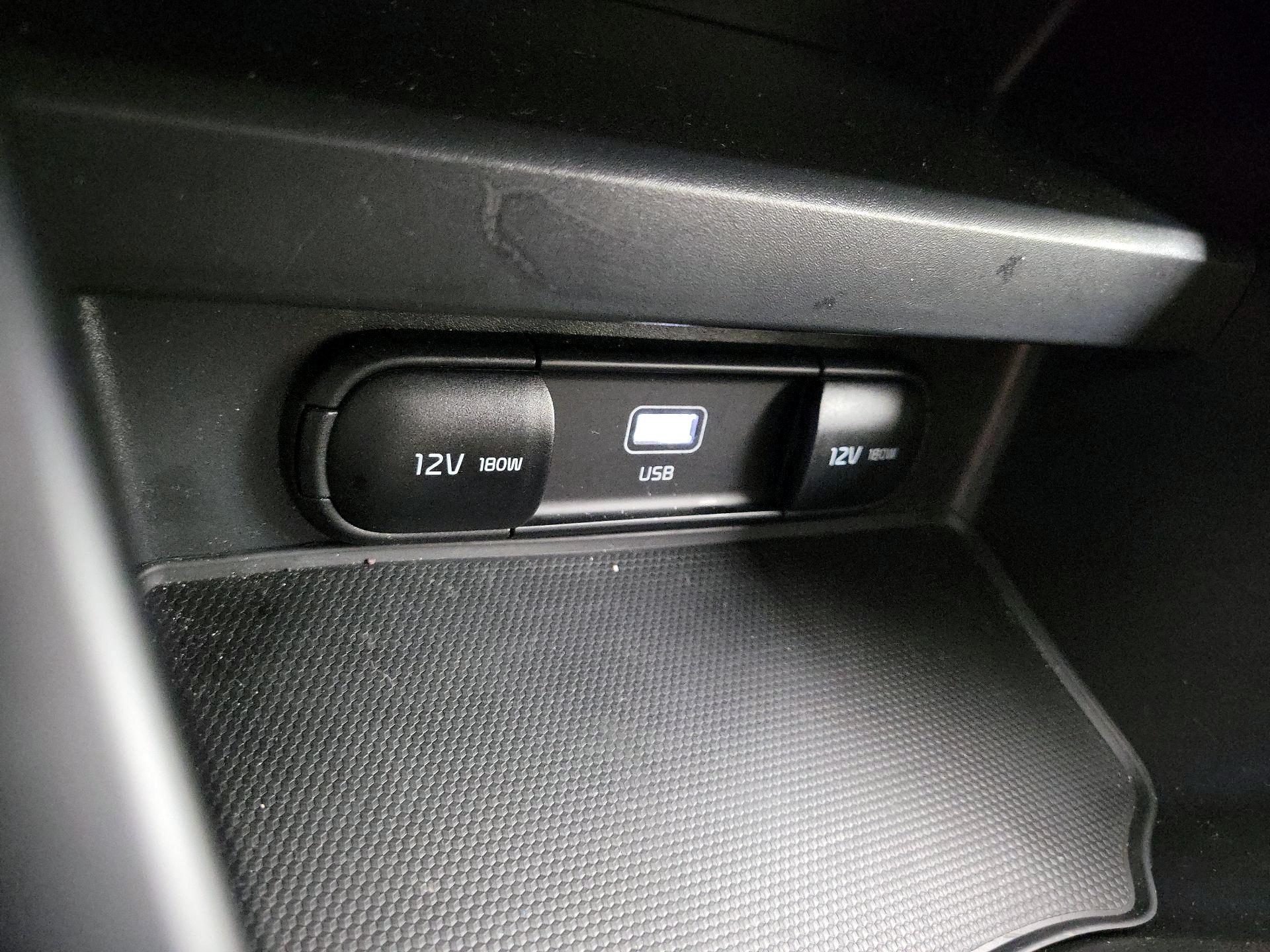 Thumbnail: 2025 Kia Soul - 18