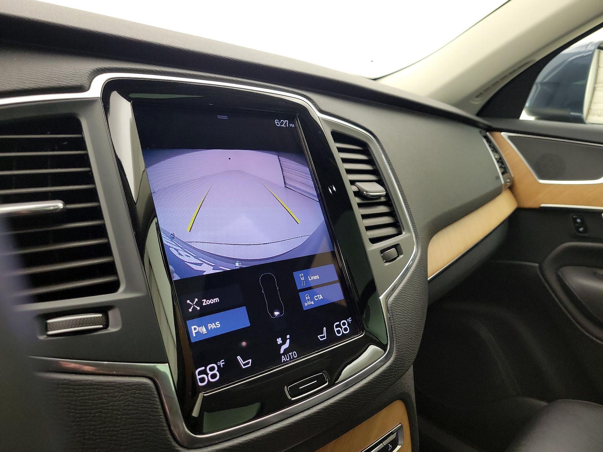Thumbnail: 2022 Volvo XC90 - 15