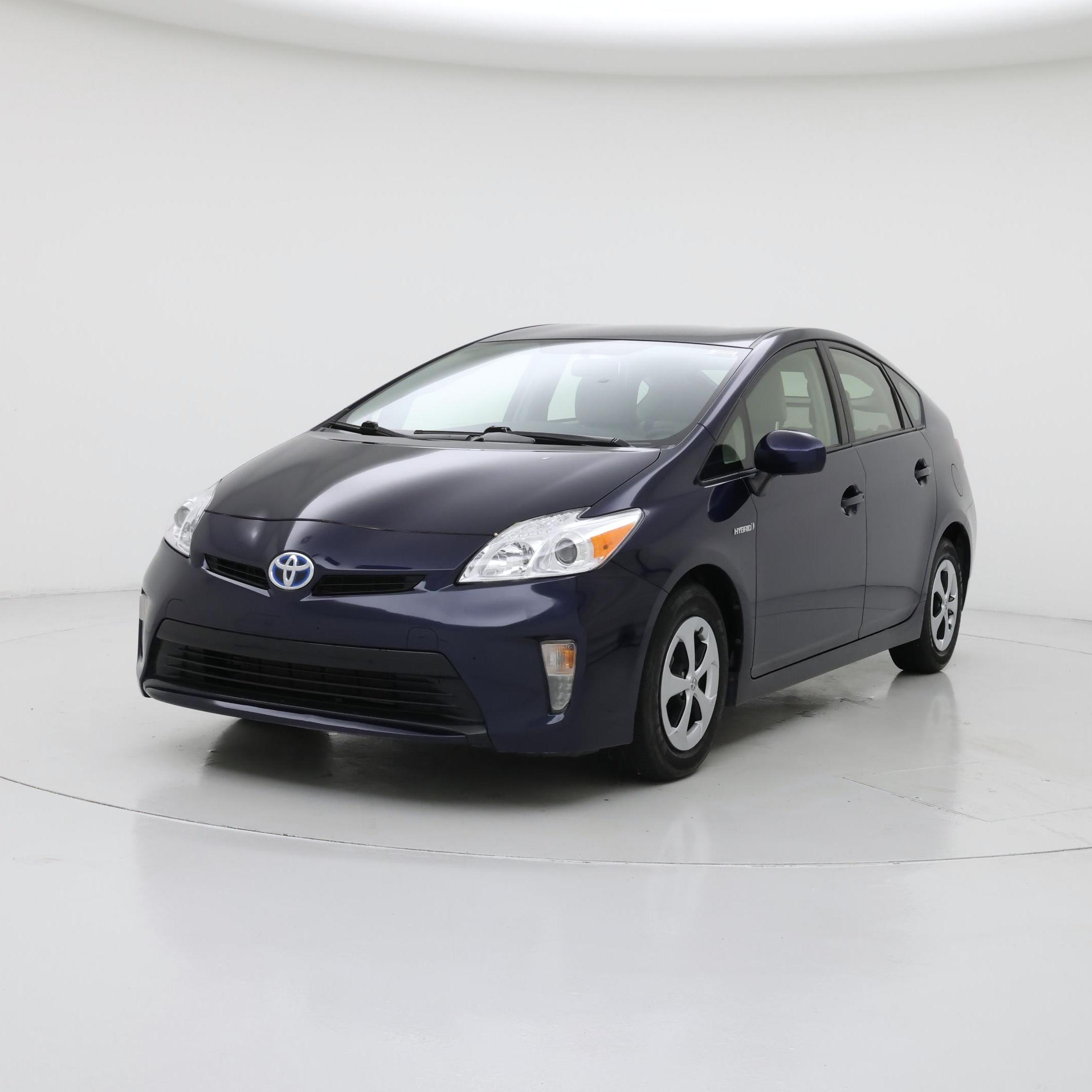 Thumbnail: 2015 Toyota Prius - 4