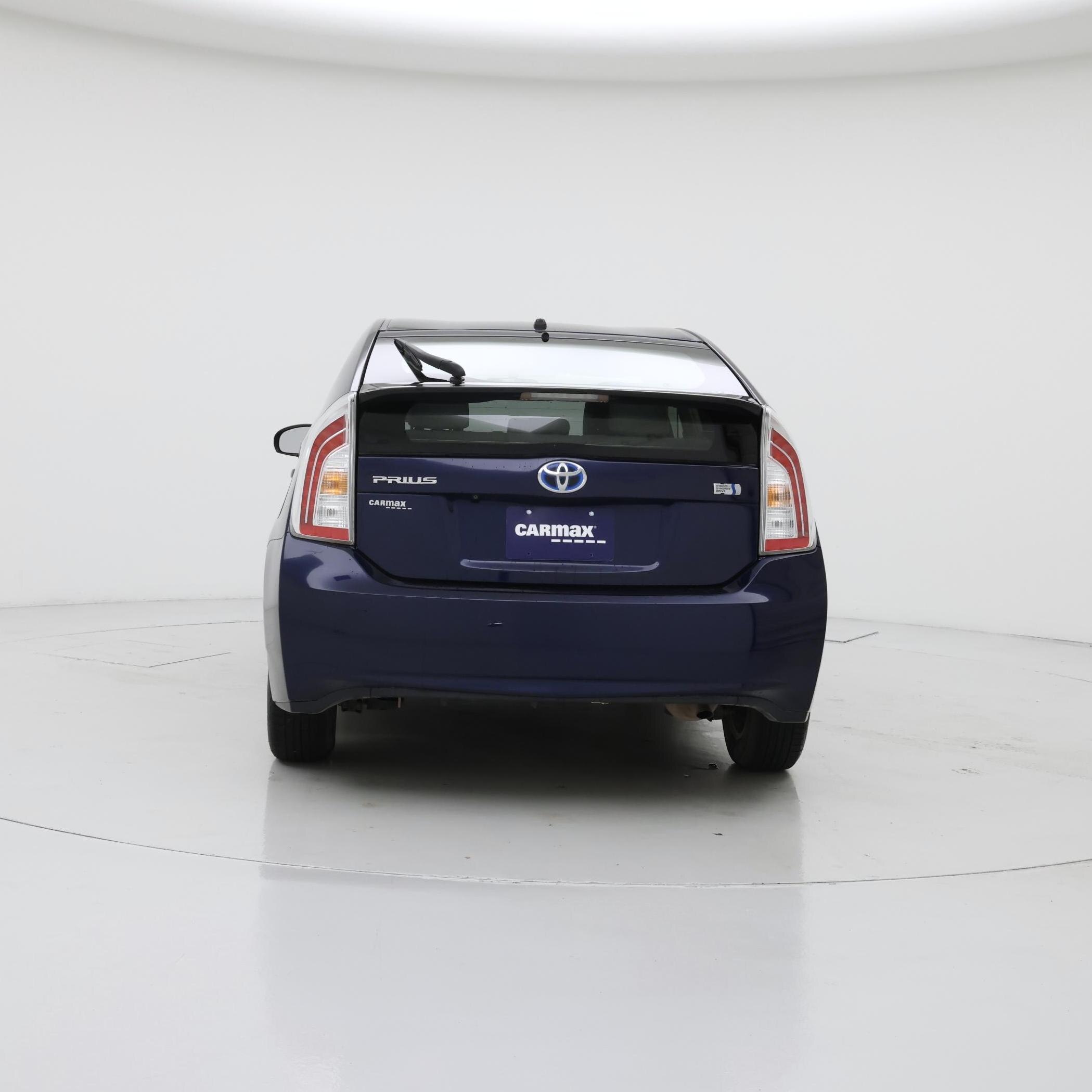 Thumbnail: 2015 Toyota Prius - 6