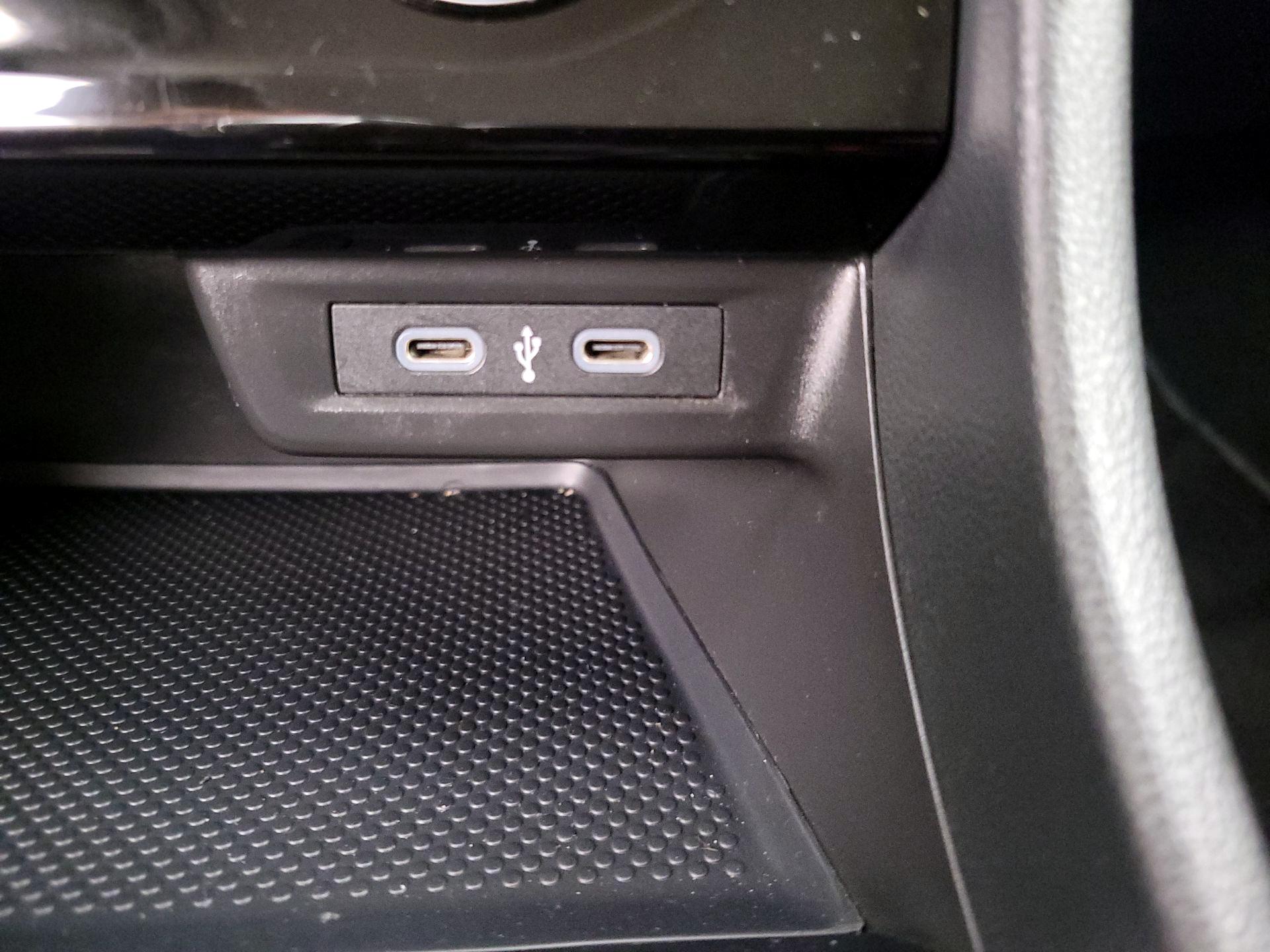 Thumbnail: 2024 Volkswagen Jetta - 18