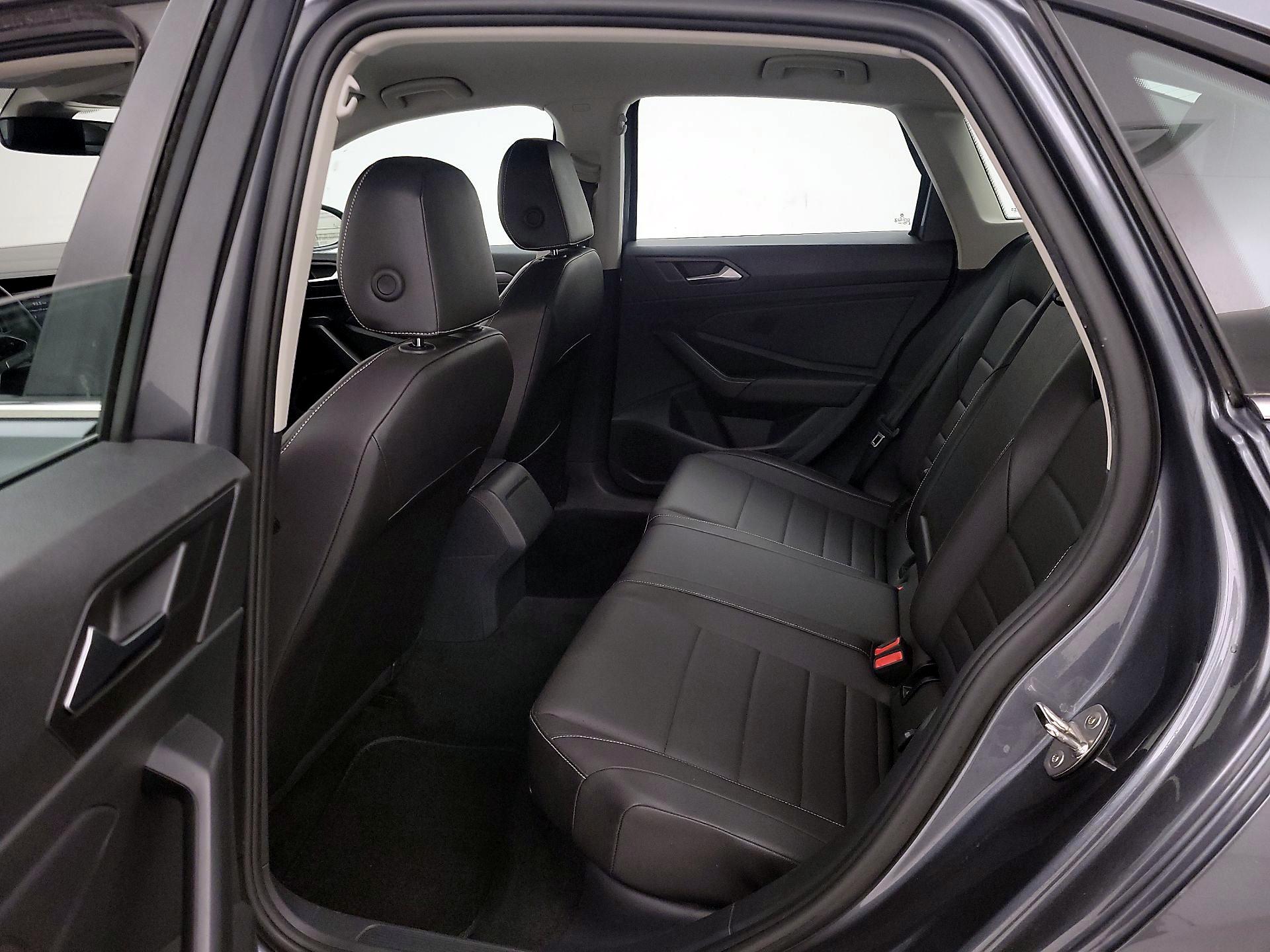 Thumbnail: 2024 Volkswagen Jetta - 19