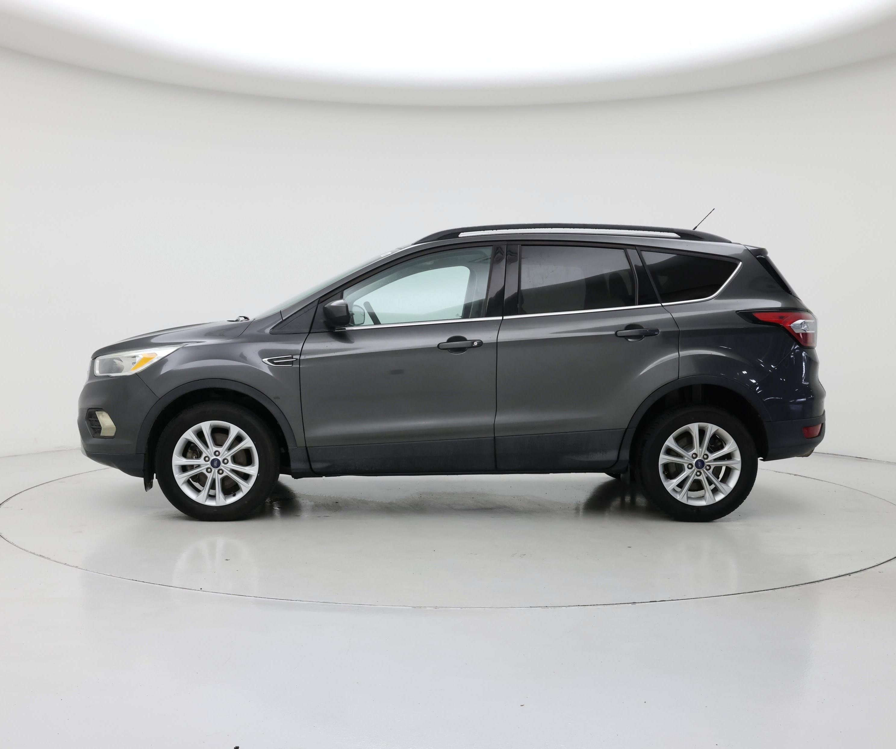 Thumbnail: 2018 Ford Escape - 3