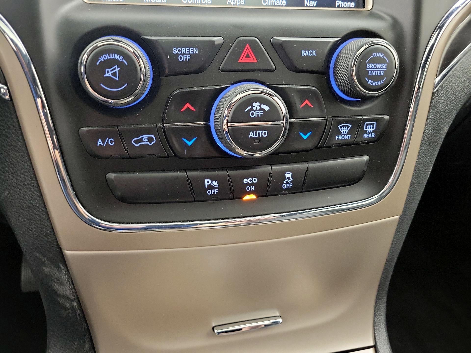 Thumbnail: 2014 Jeep Grand Cherokee - 17