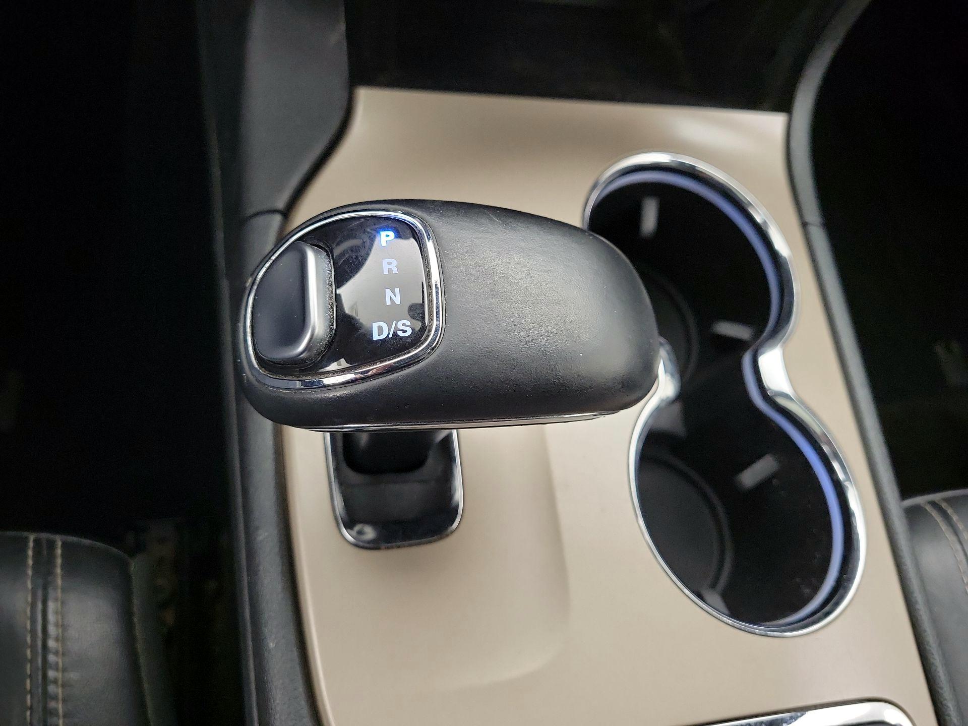 Thumbnail: 2014 Jeep Grand Cherokee - 18
