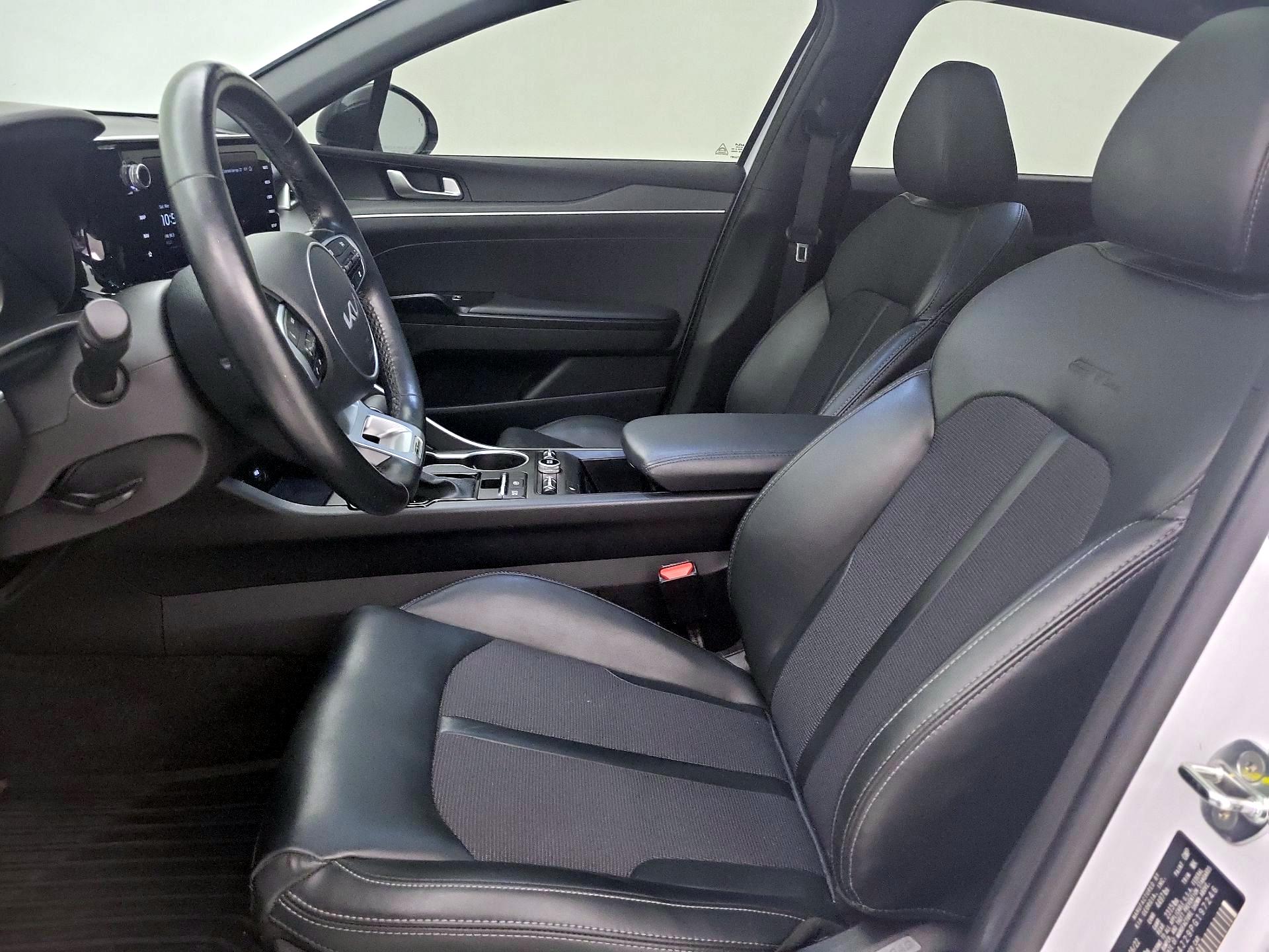 Thumbnail: 2023 Kia K5 - 11