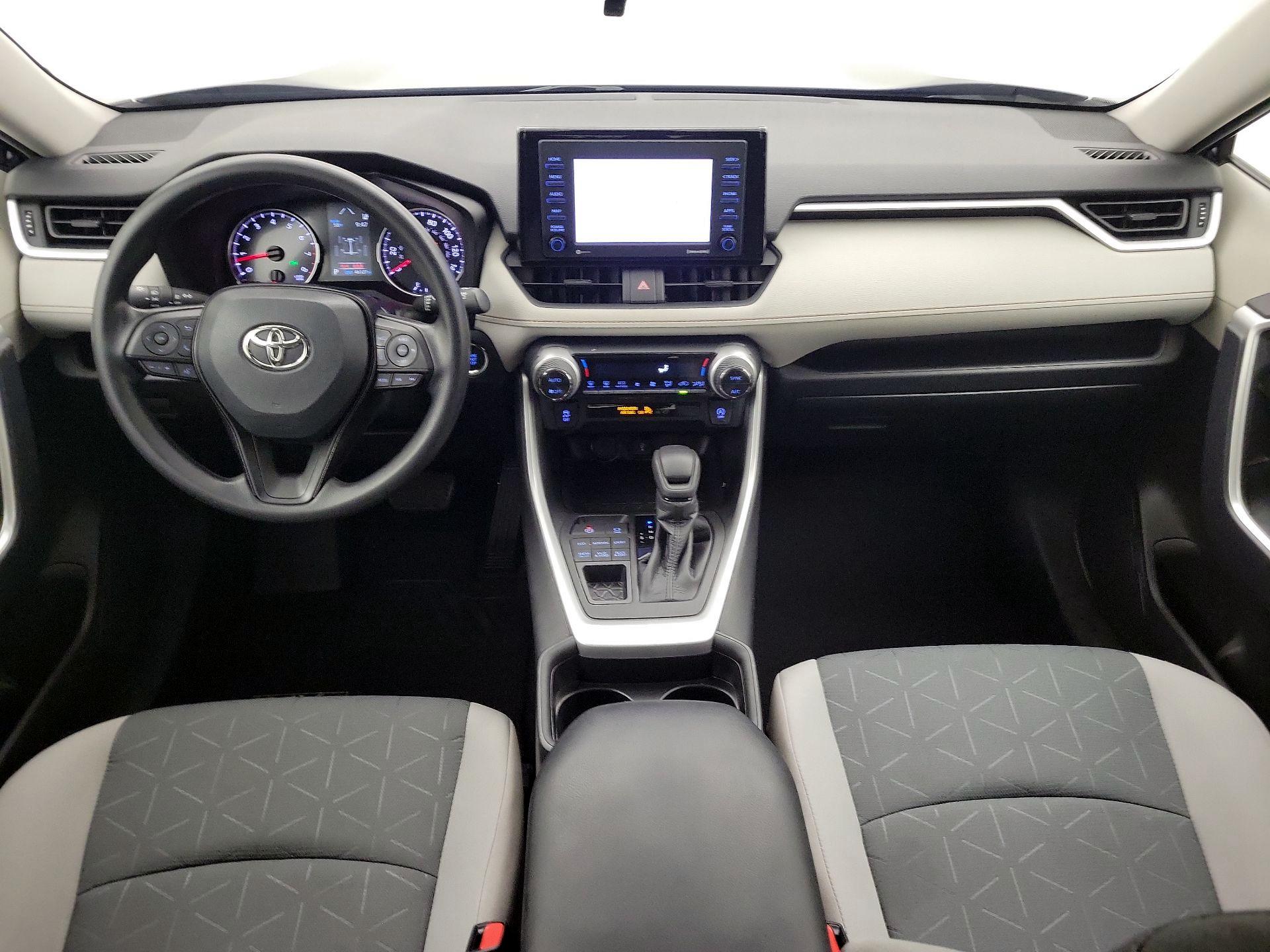 Thumbnail: 2021 Toyota RAV4 - 9