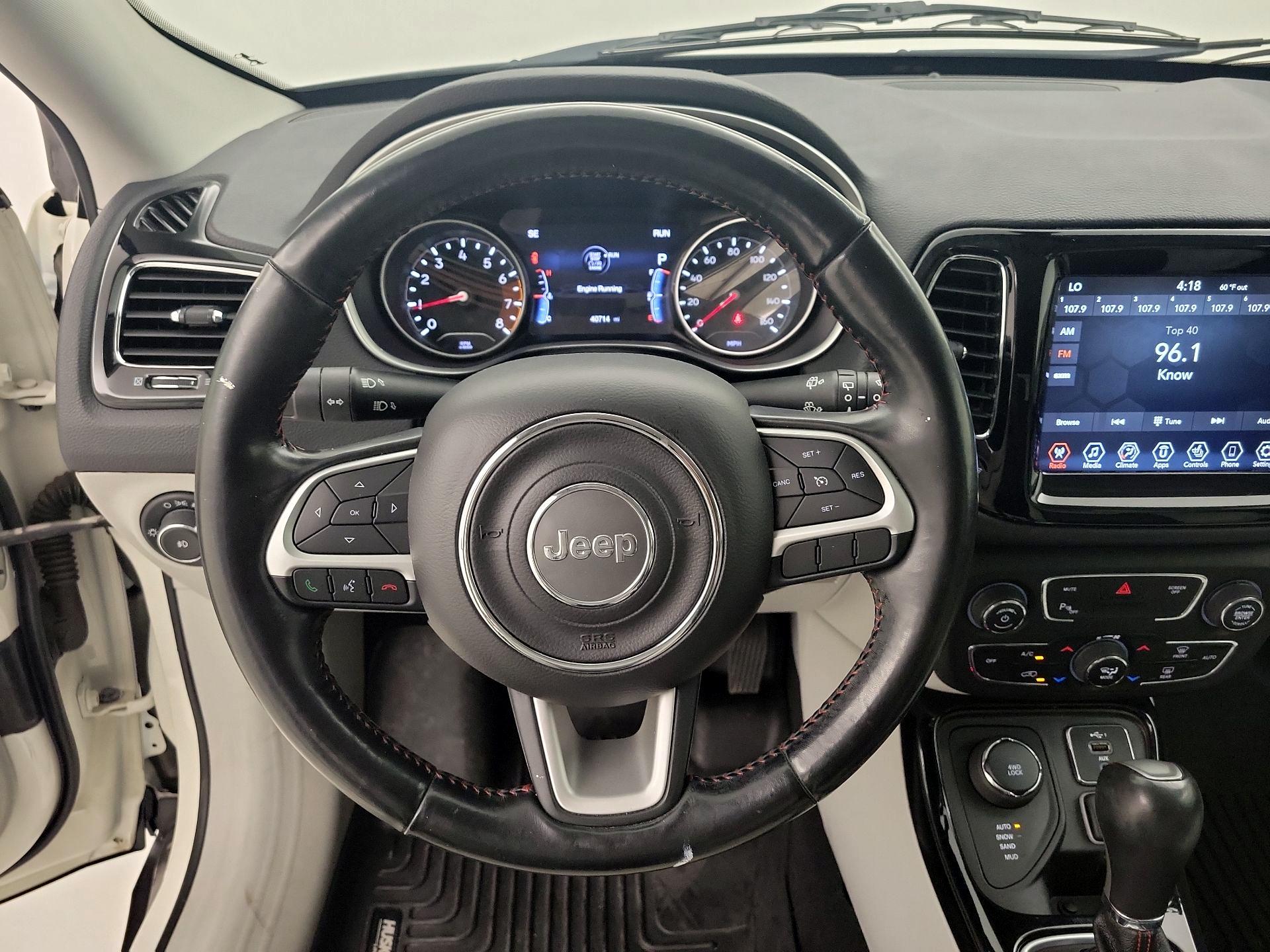 Thumbnail: 2020 Jeep Compass - 10