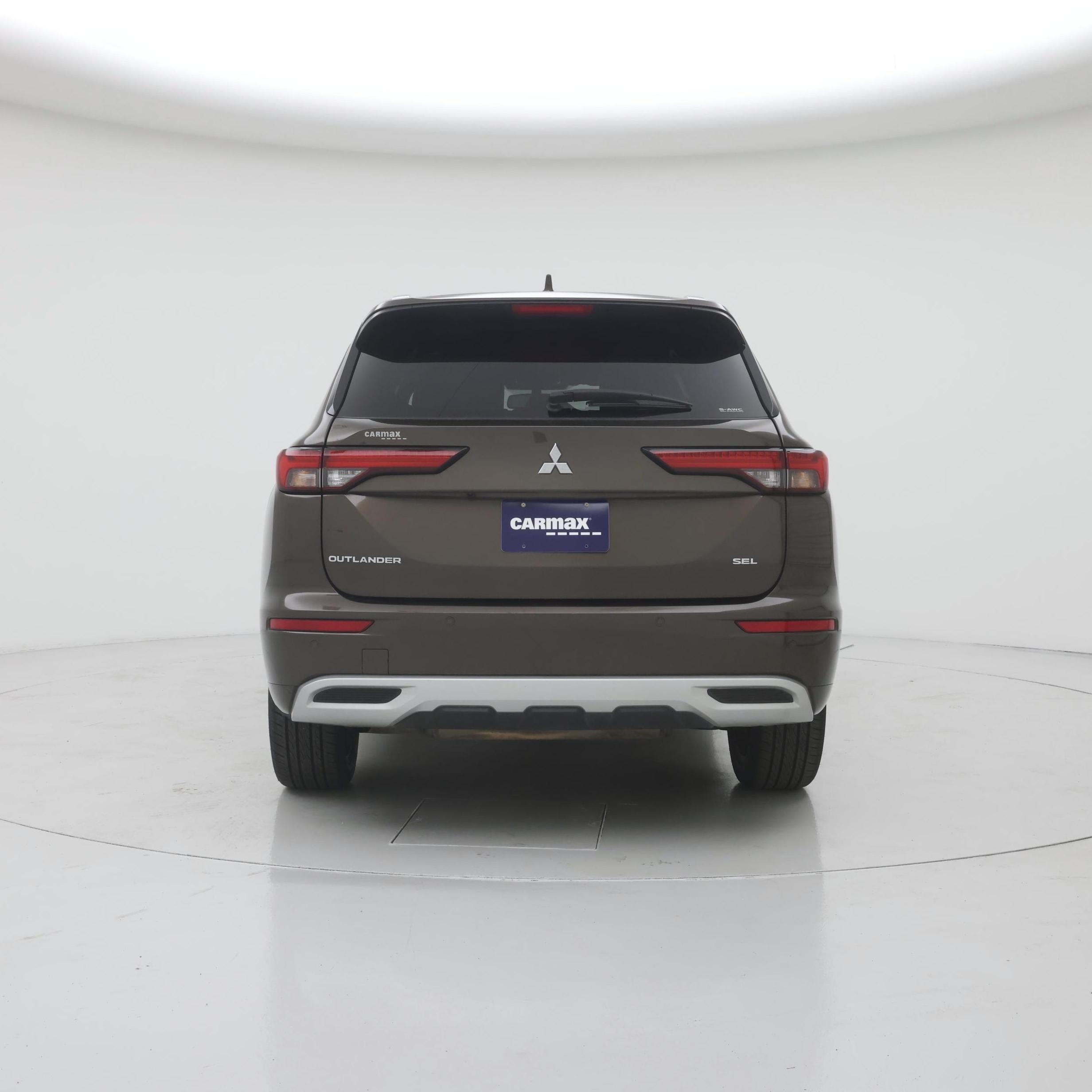 Thumbnail: 2022 Mitsubishi Outlander - 6