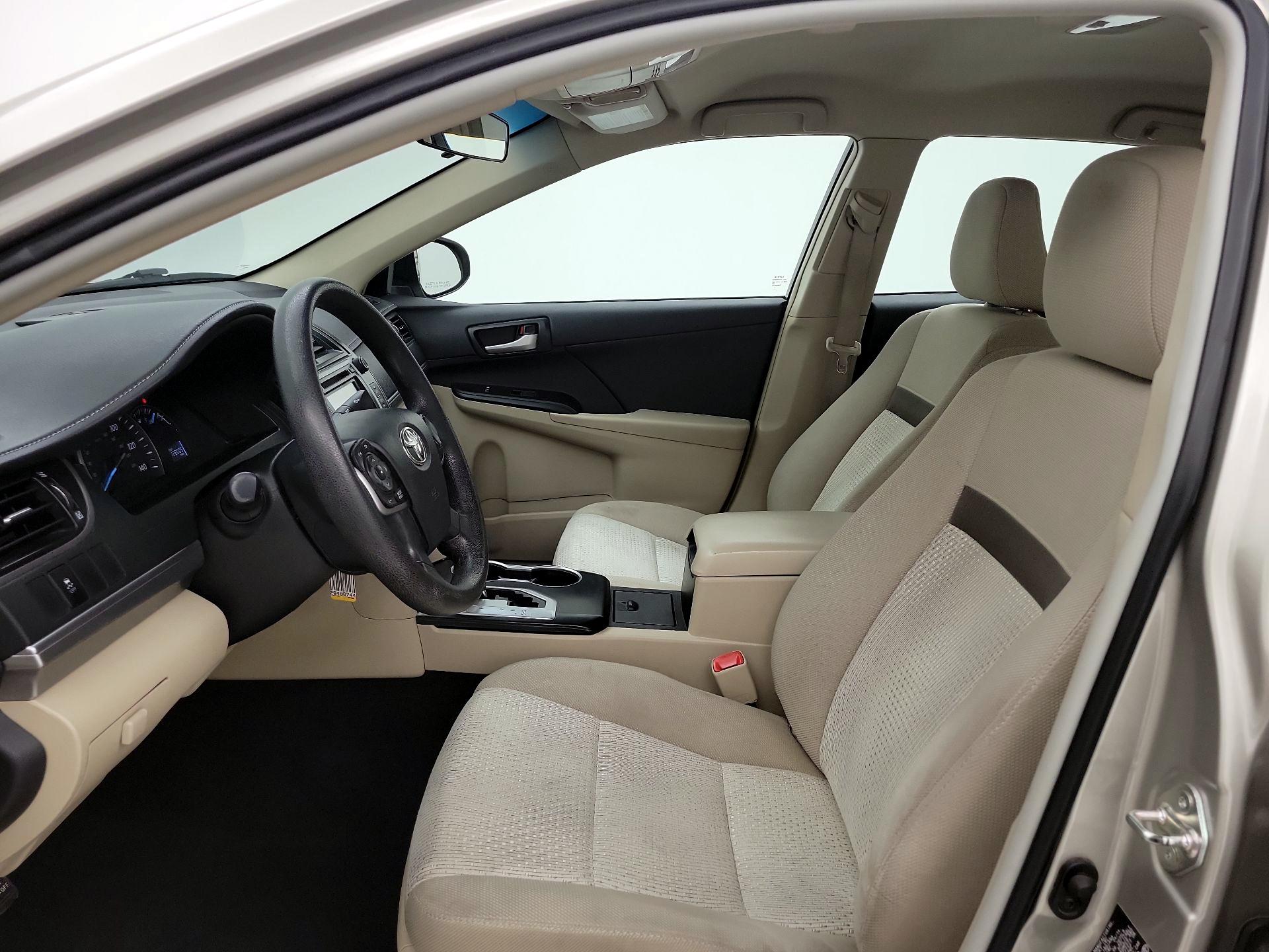 Thumbnail: 2014 Toyota Camry - 11