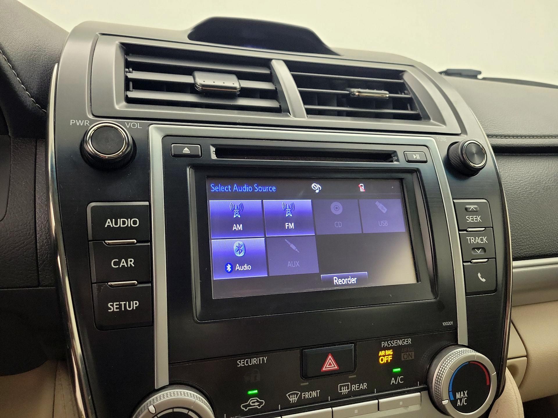Thumbnail: 2014 Toyota Camry - 15