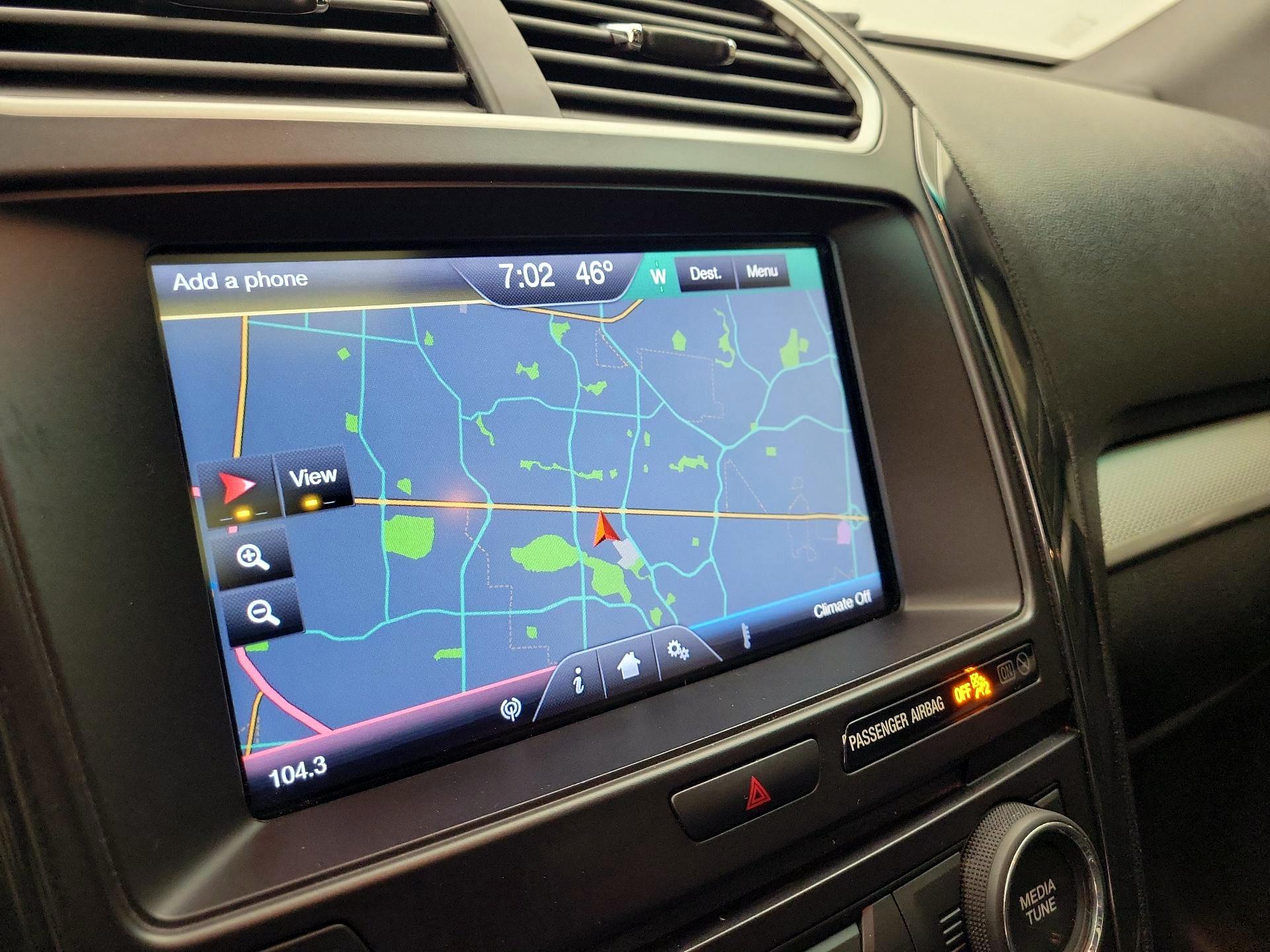 Thumbnail: 2016 Ford Explorer - 14