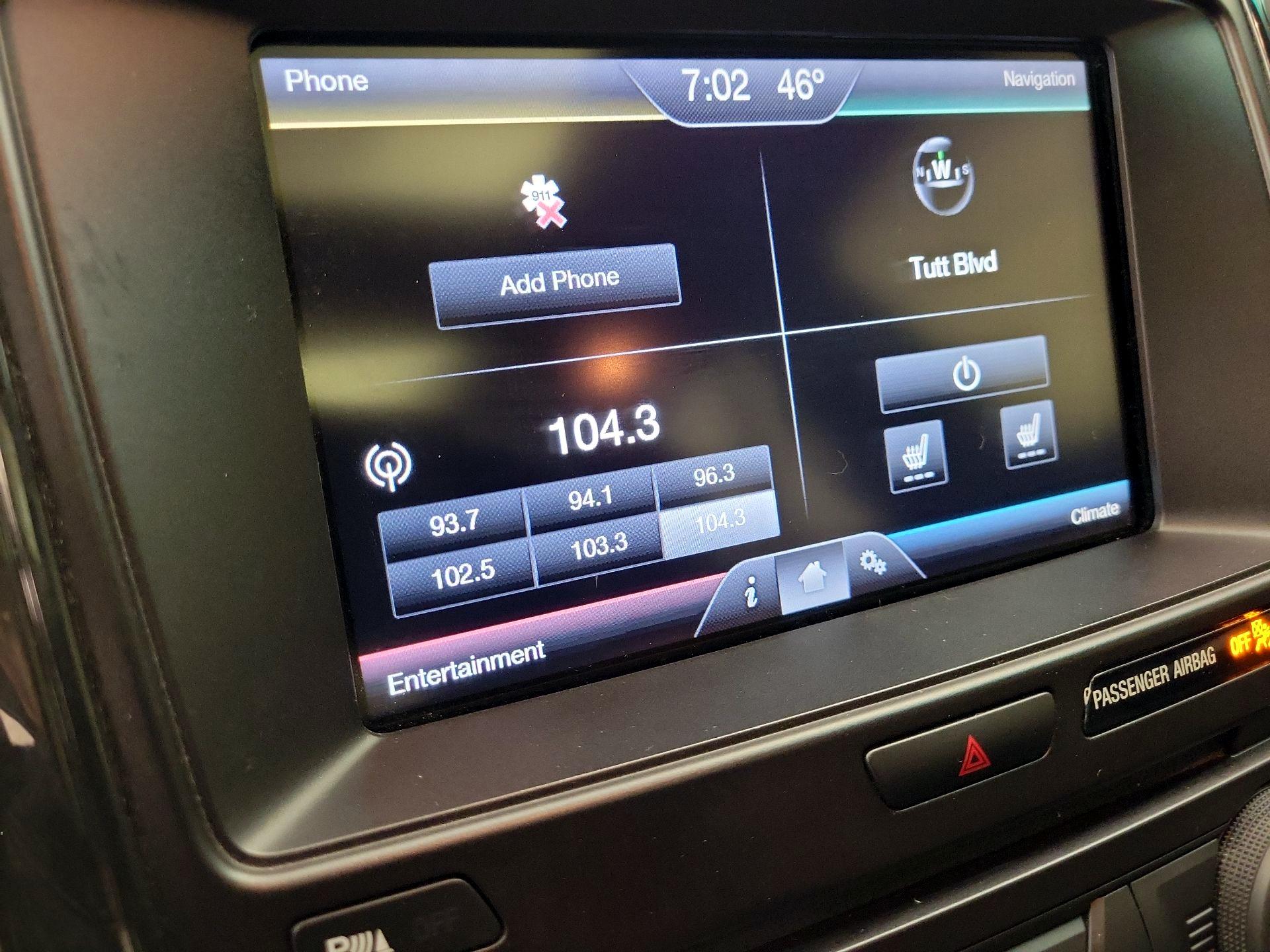 Thumbnail: 2016 Ford Explorer - 16