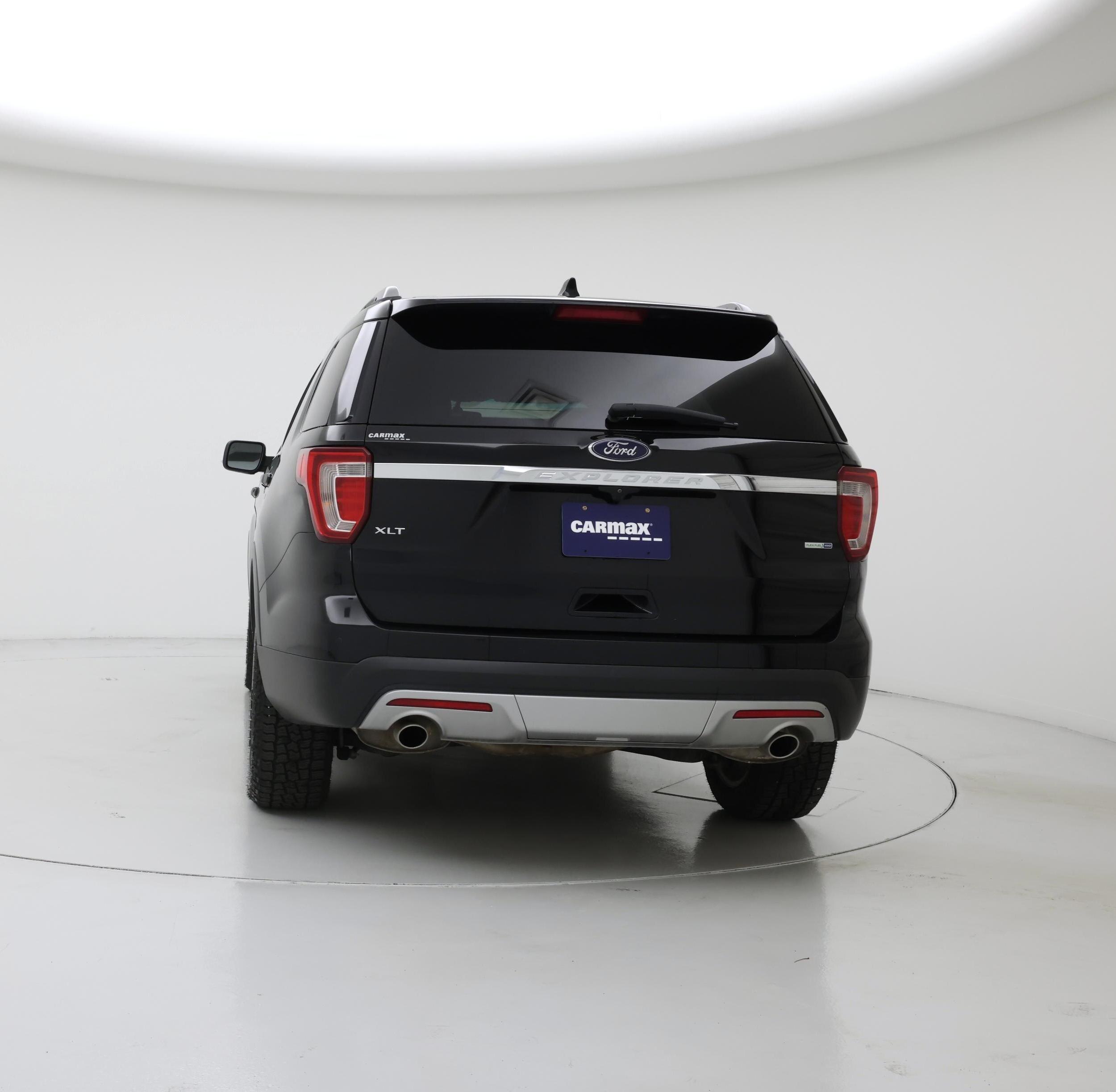 Thumbnail: 2016 Ford Explorer - 6