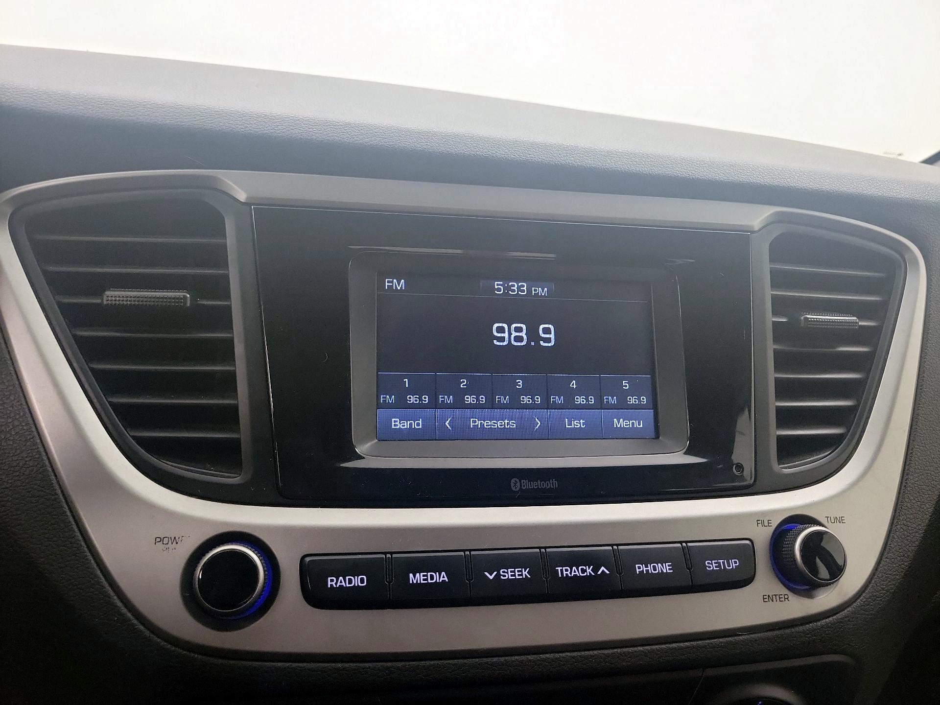 Thumbnail: 2019 Hyundai Accent - 15