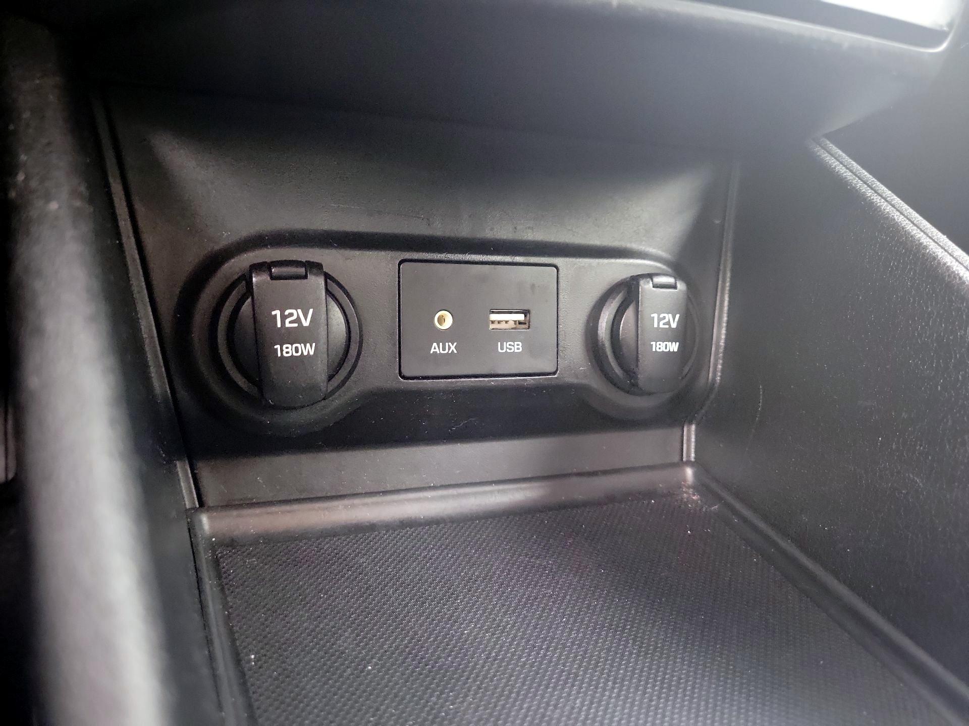 Thumbnail: 2019 Hyundai Accent - 18