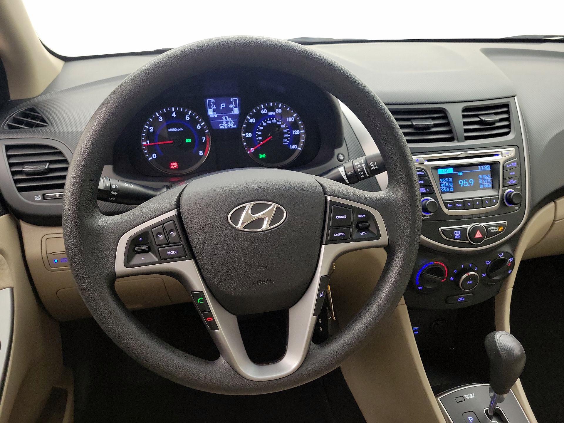 Thumbnail: 2016 Hyundai Accent - 10