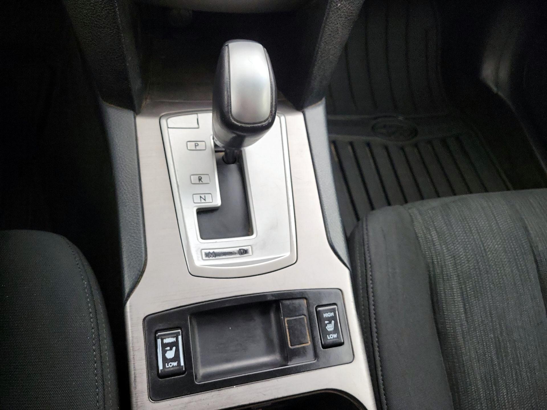 Thumbnail: 2014 Subaru Outback - 16