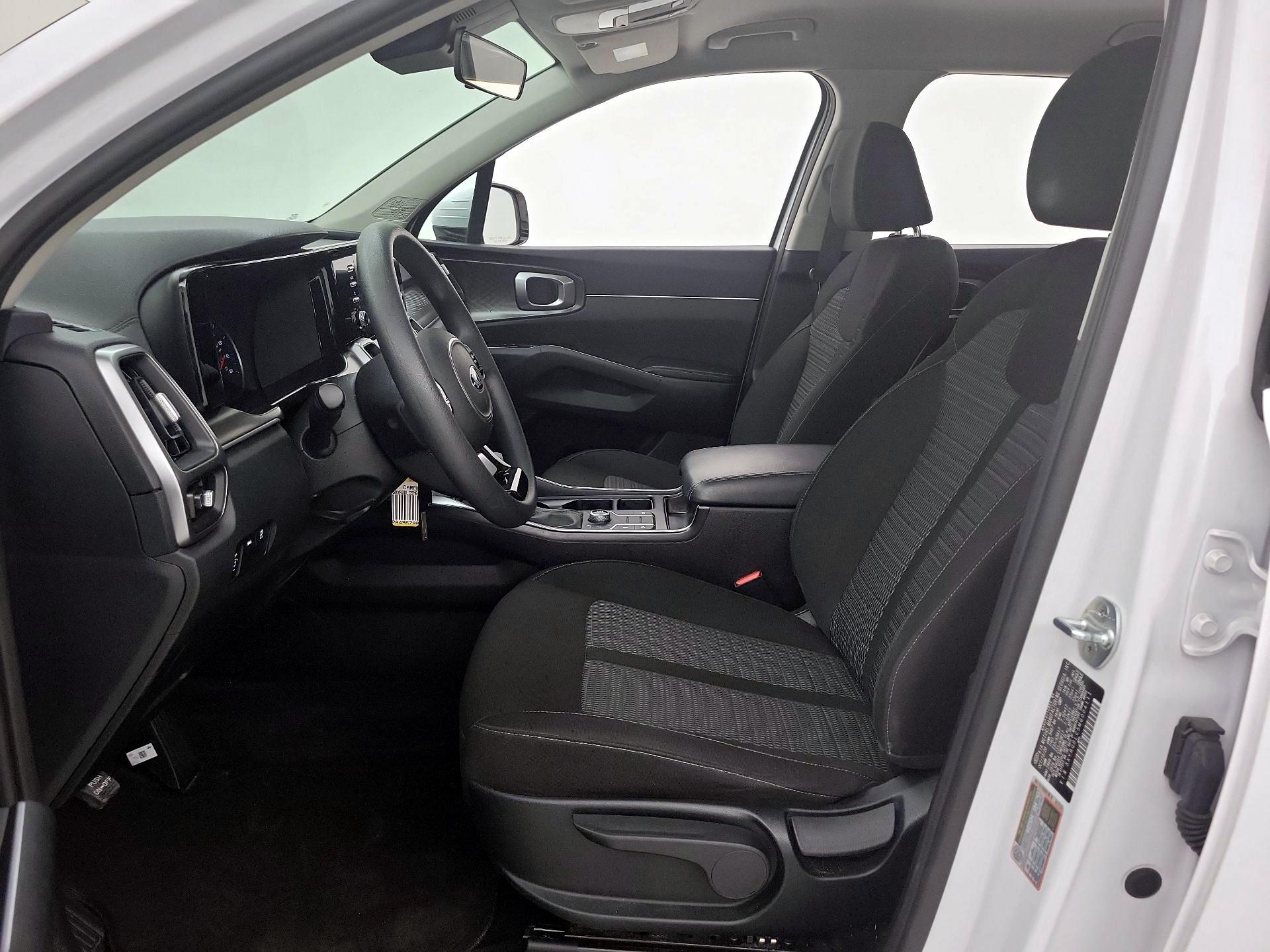 Thumbnail: 2021 Kia Sorento - 11