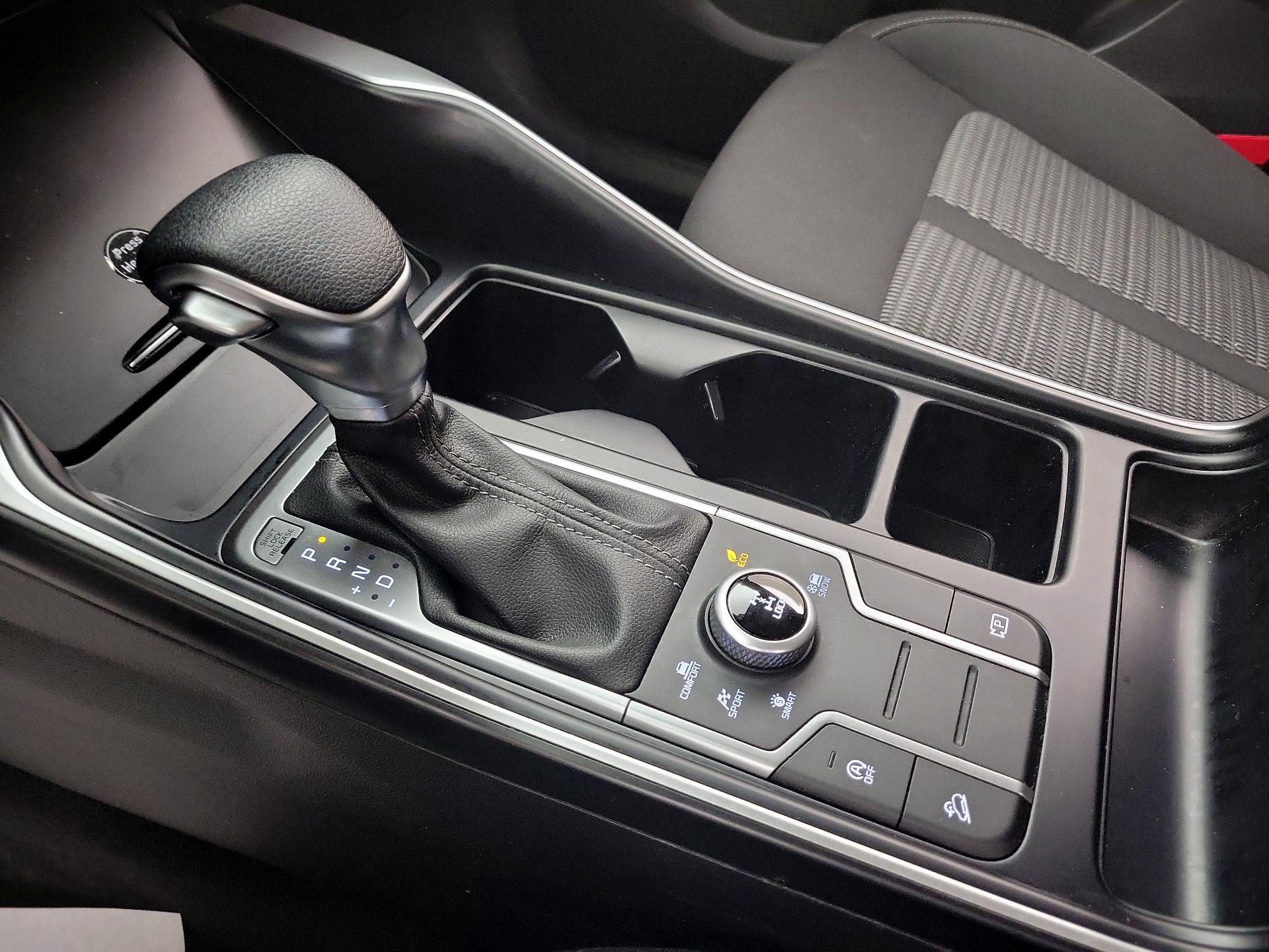 Thumbnail: 2021 Kia Sorento - 17