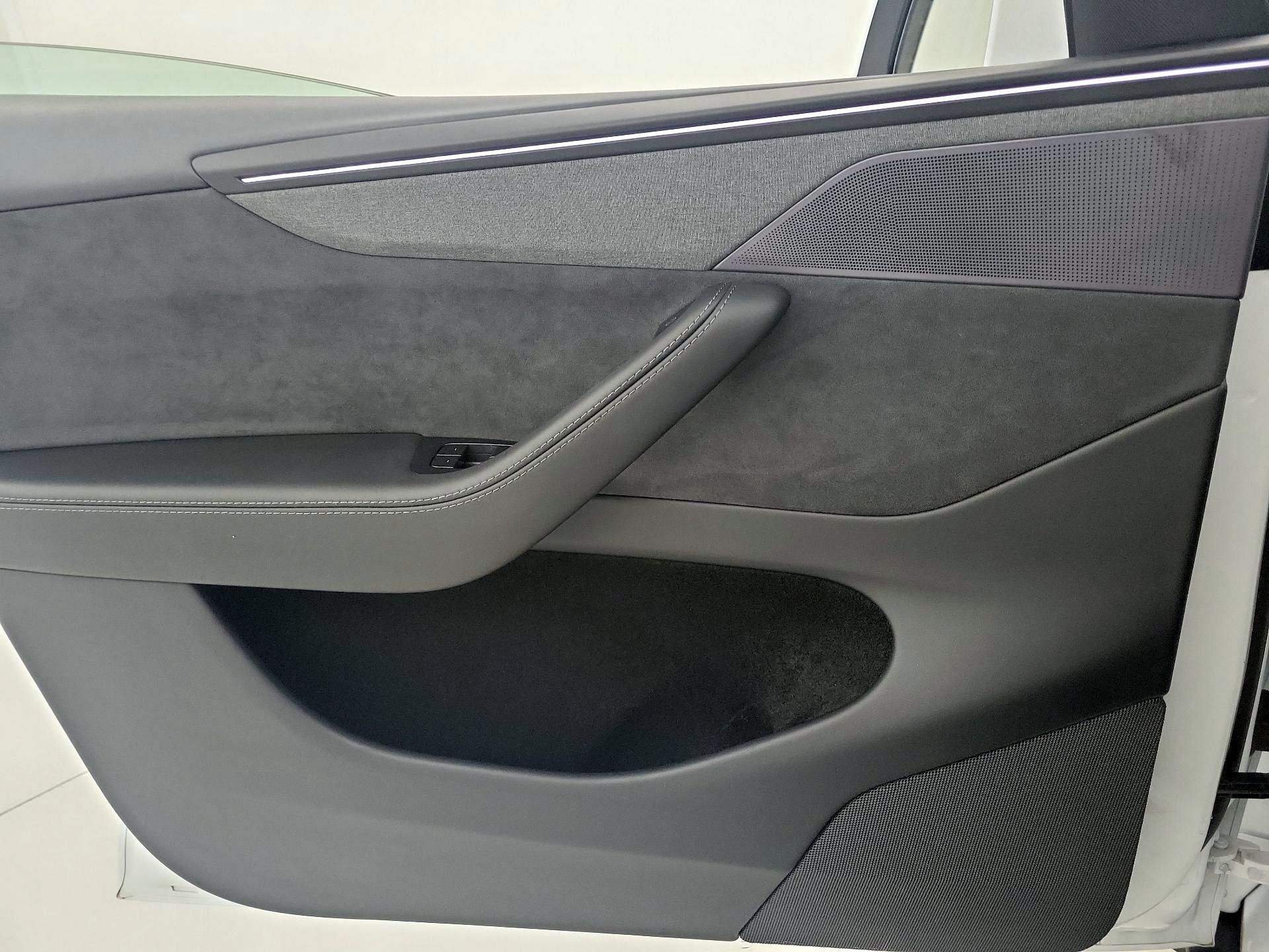 Thumbnail: 2026 Tesla Model Y - 12