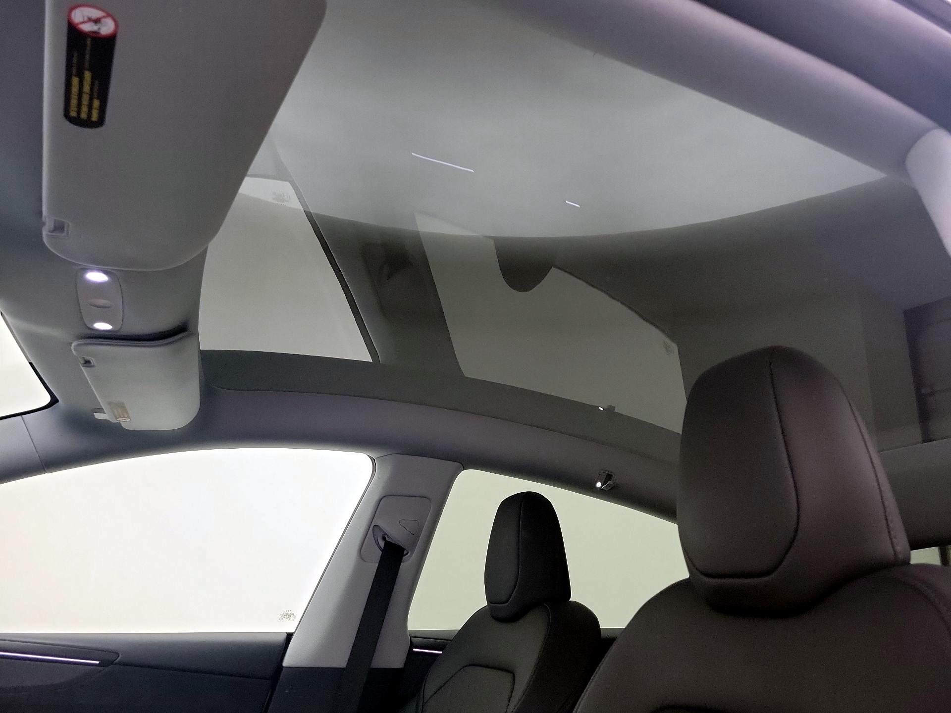 Thumbnail: 2026 Tesla Model Y - 17