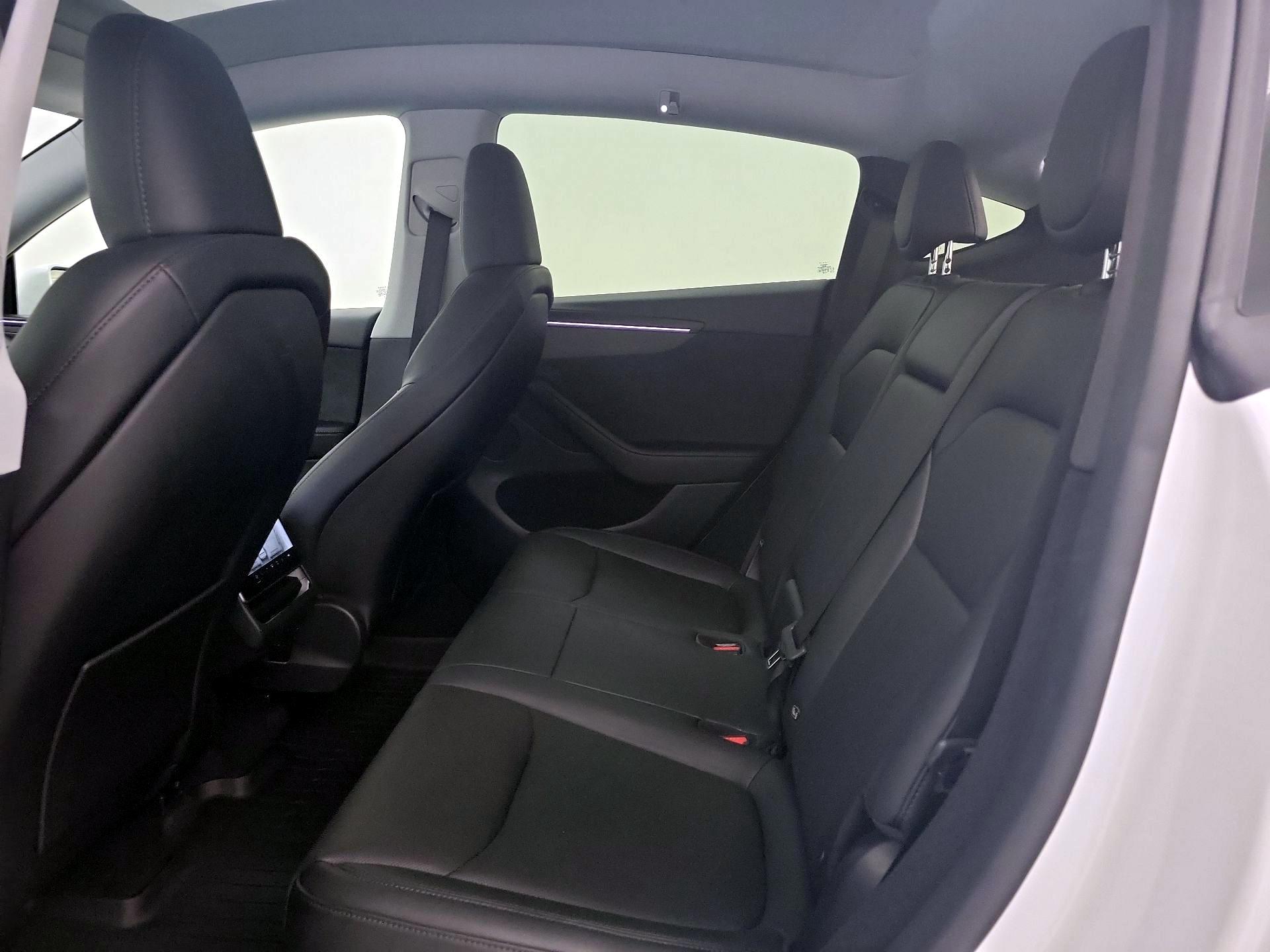 Thumbnail: 2026 Tesla Model Y - 18