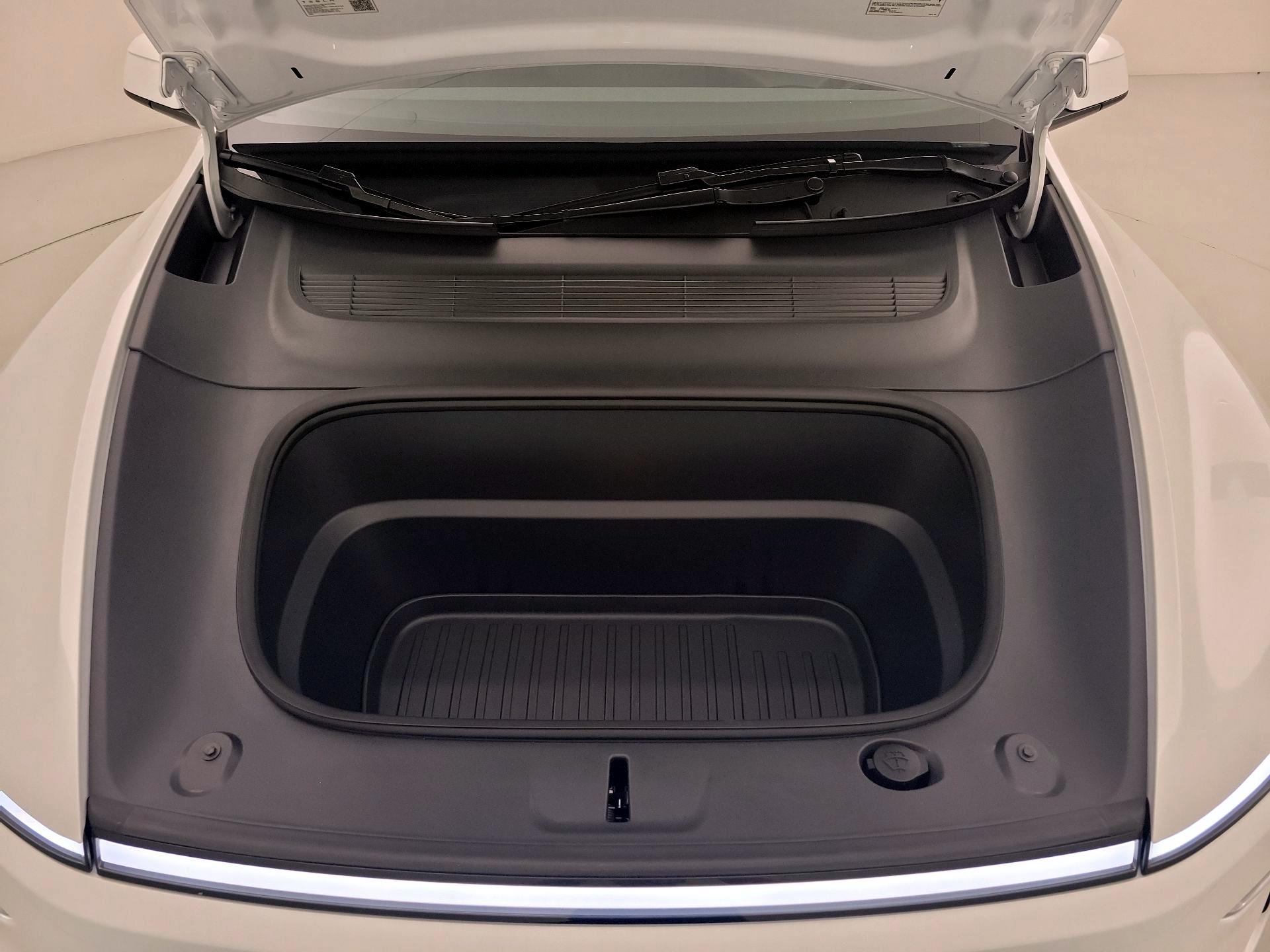 Thumbnail: 2026 Tesla Model Y - 20