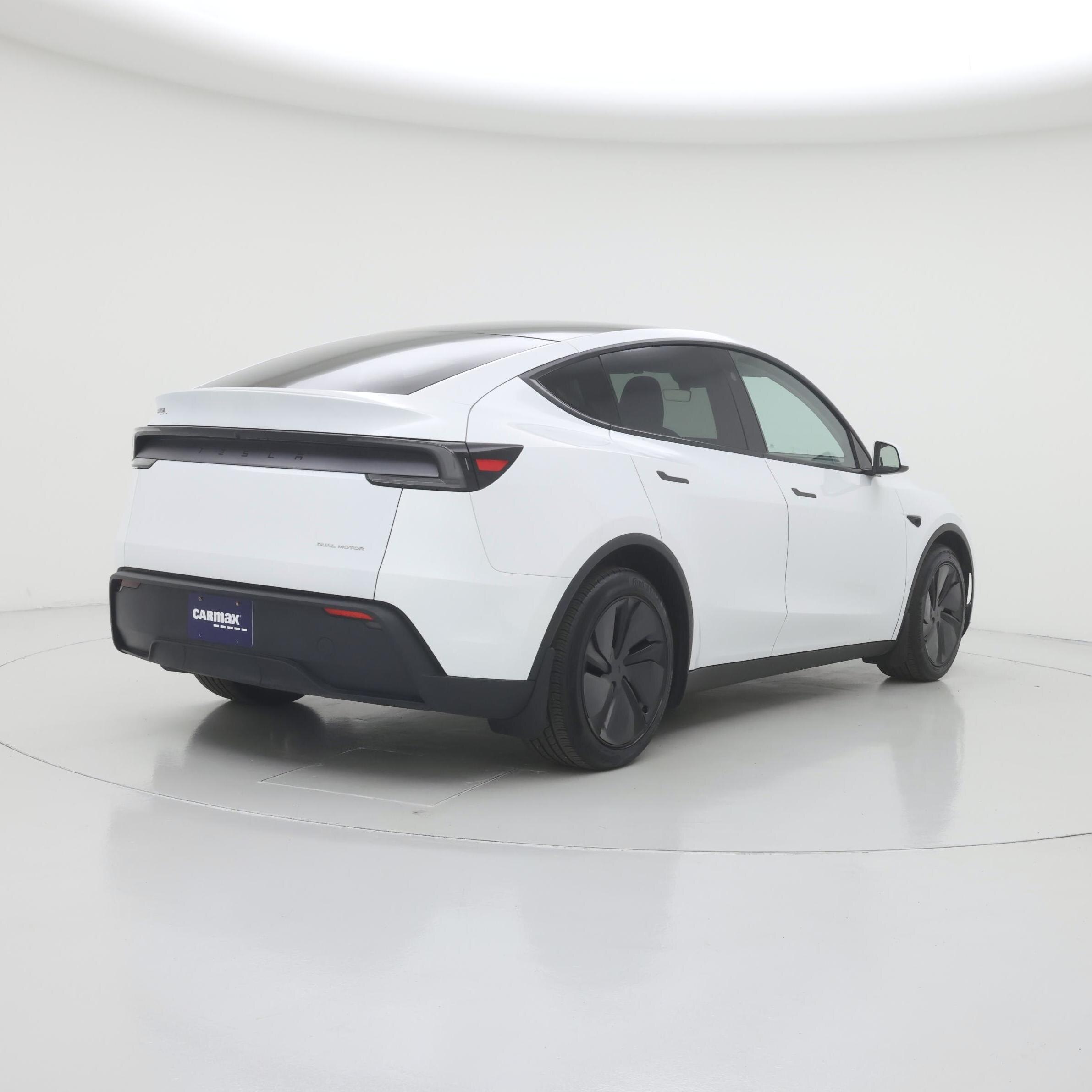 Thumbnail: 2026 Tesla Model Y - 8