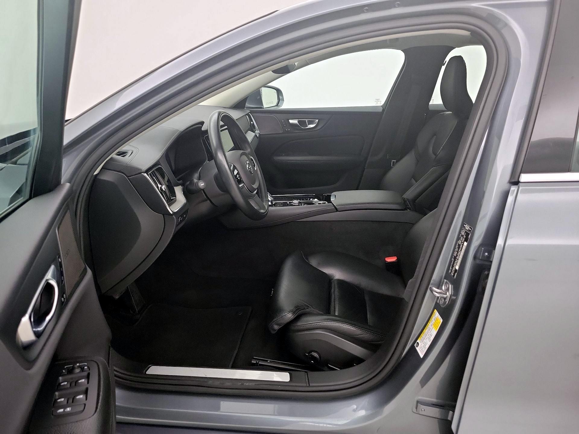 Thumbnail: 2021 Volvo S60 - 11