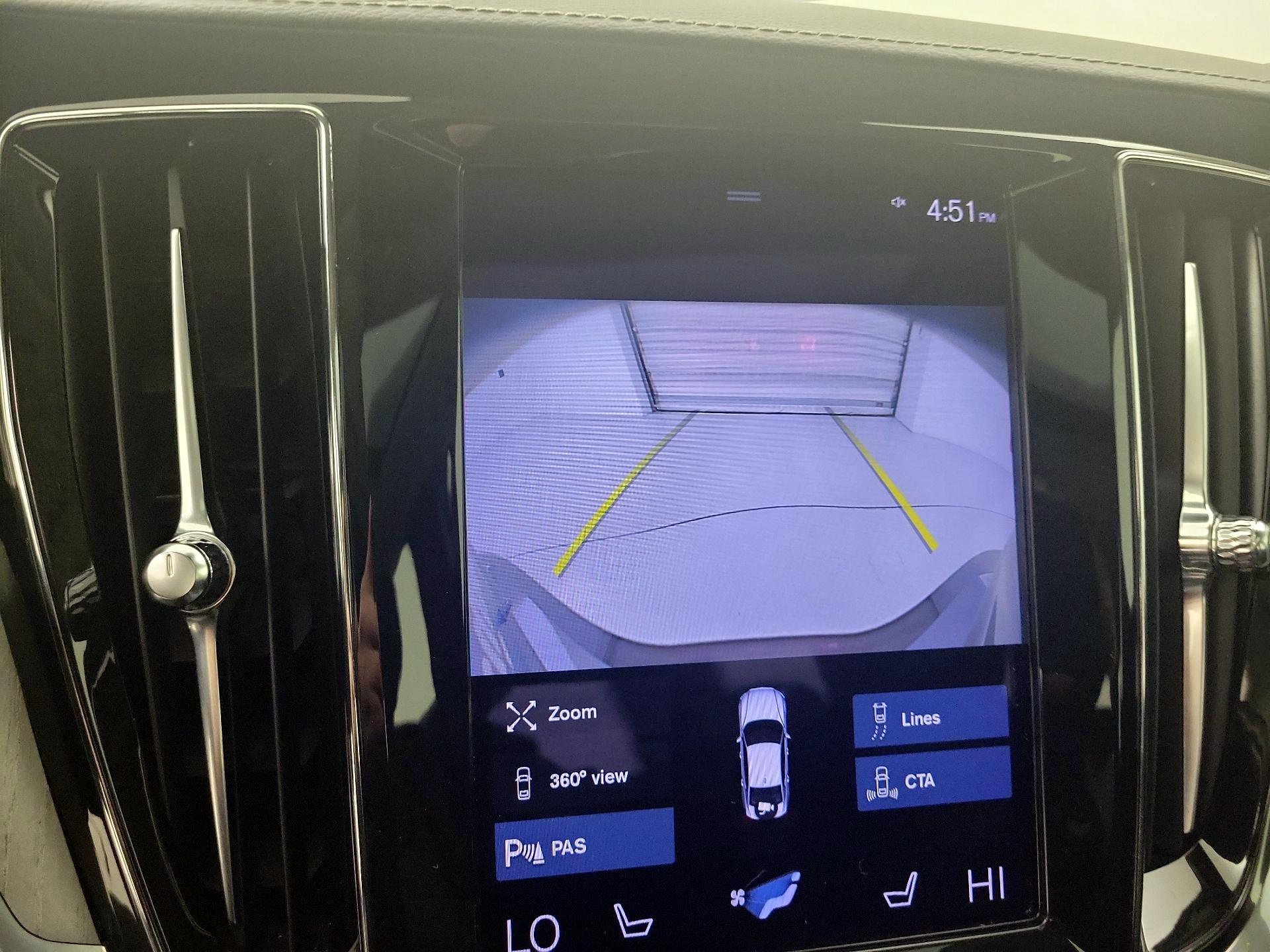 Thumbnail: 2021 Volvo S60 - 15