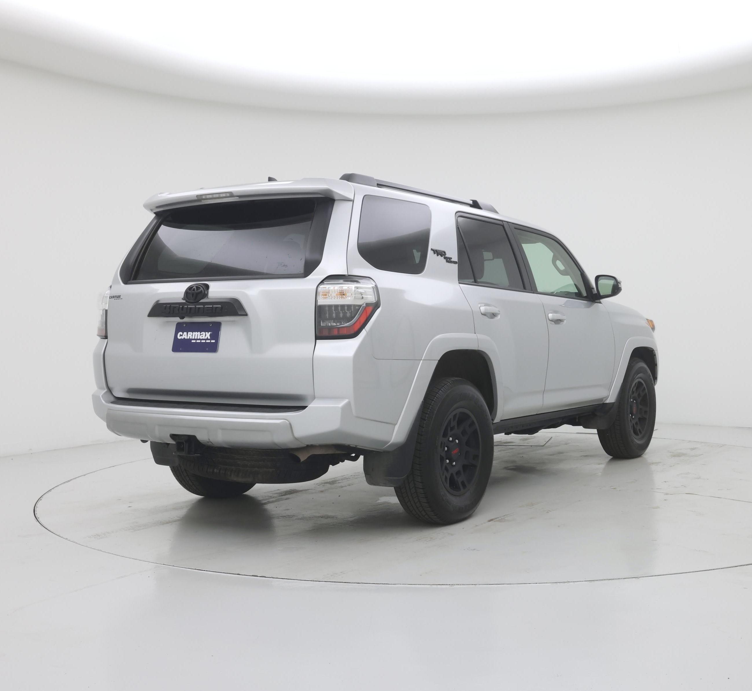 Thumbnail: 2024 Toyota 4Runner - 8