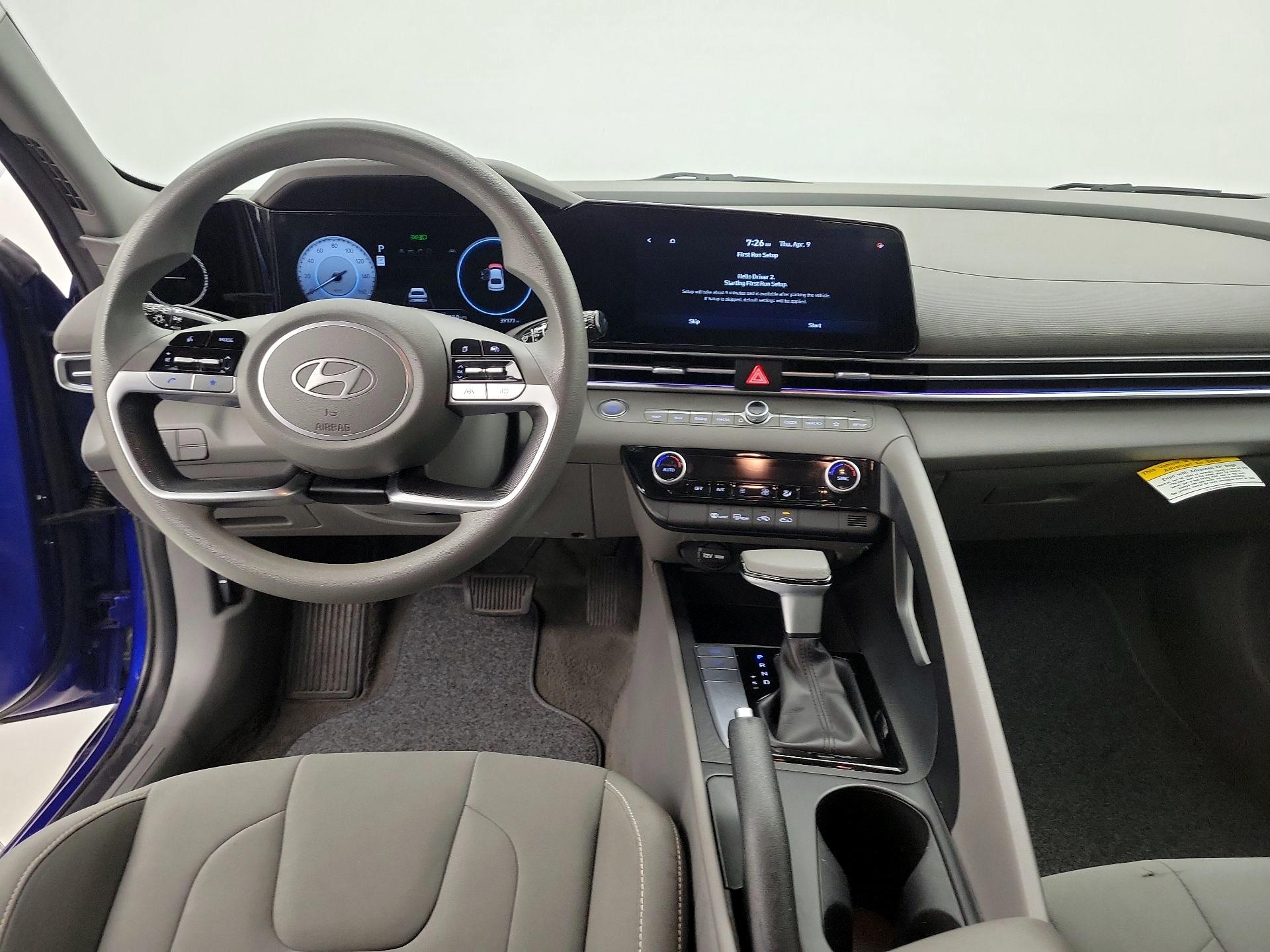 Thumbnail: 2024 Hyundai Elantra - 9