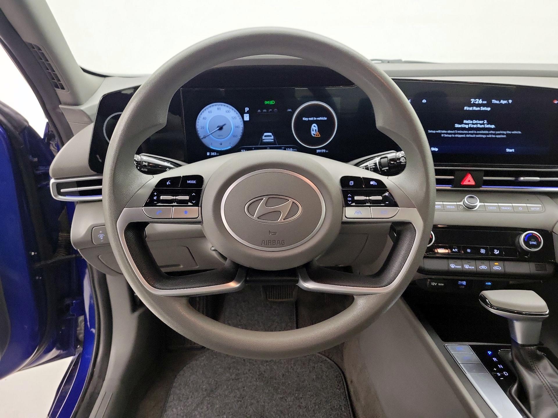 Thumbnail: 2024 Hyundai Elantra - 10