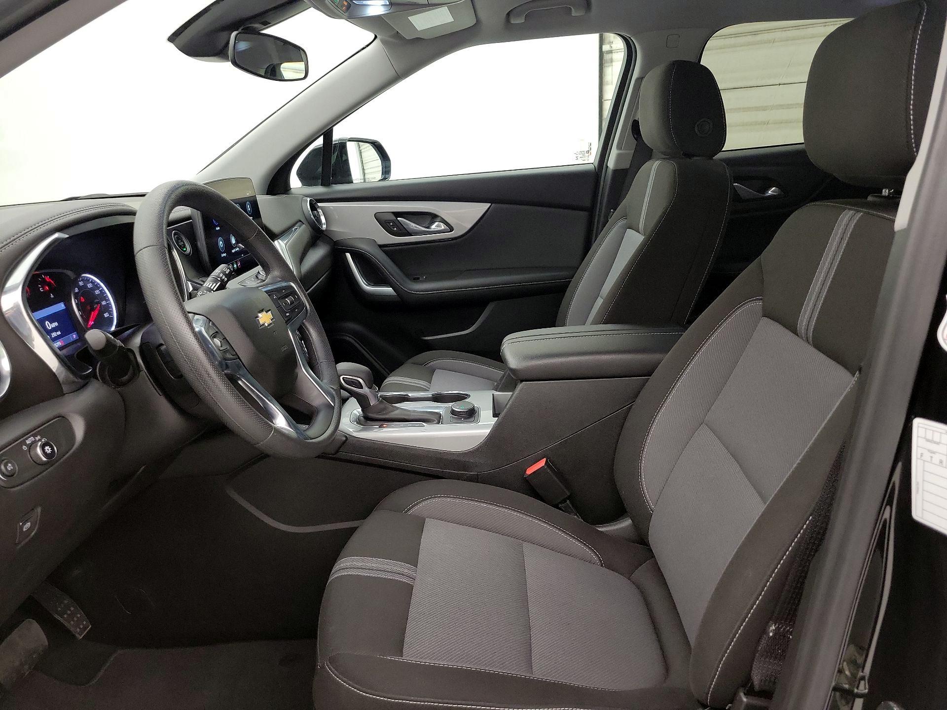 Thumbnail: 2025 Chevrolet Blazer - 11