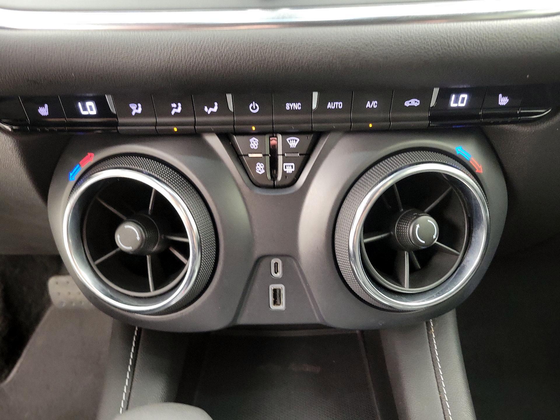 Thumbnail: 2025 Chevrolet Blazer - 16