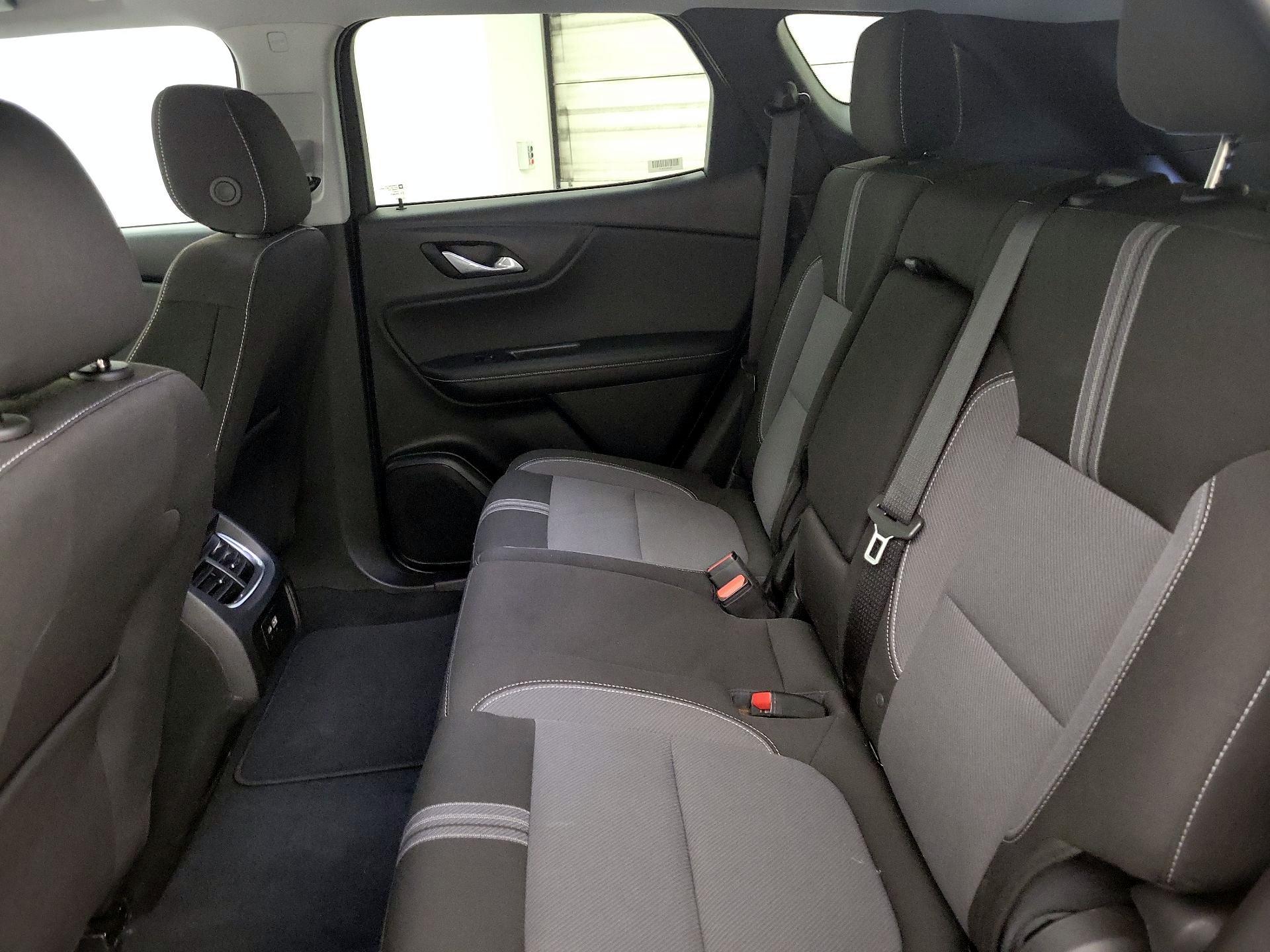 Thumbnail: 2025 Chevrolet Blazer - 19